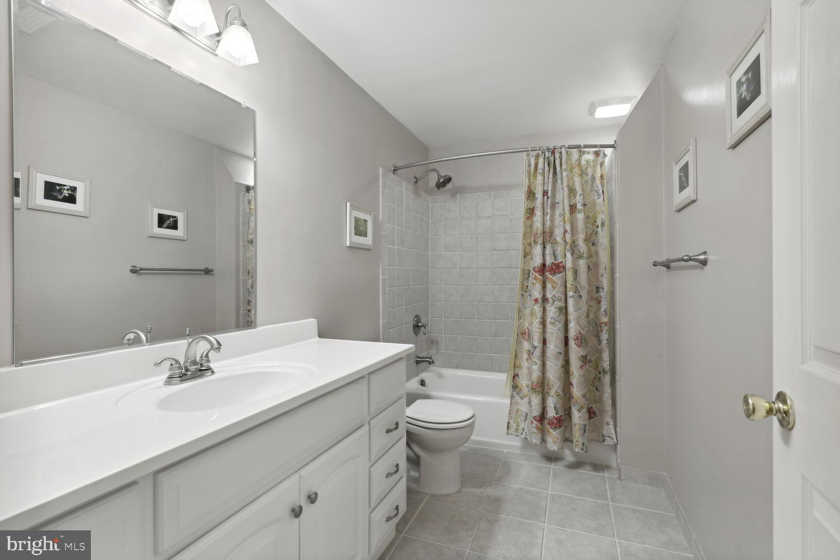 BERKSHIRE WOODS - Residential