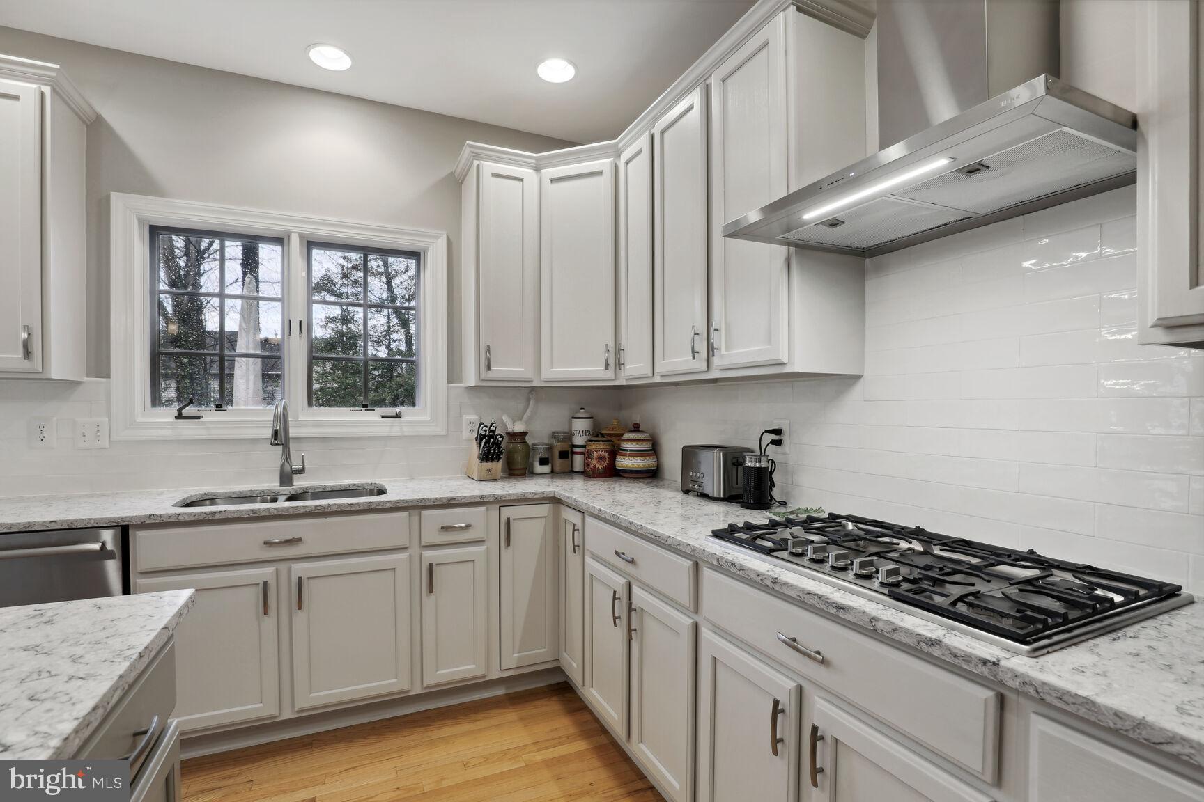 BERKSHIRE WOODS - Residential