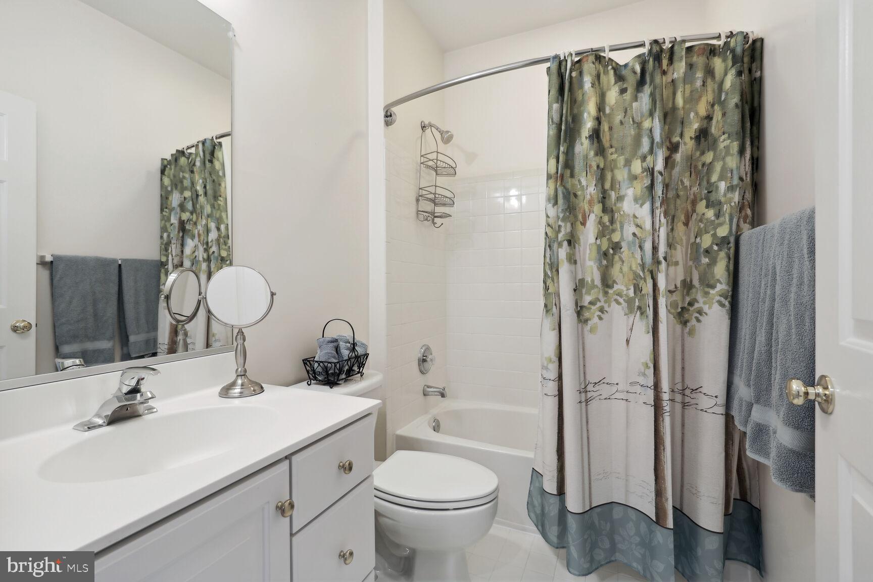 BERKSHIRE WOODS - Residential