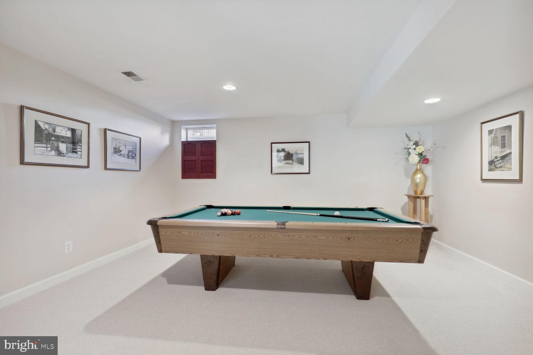 BERKSHIRE WOODS - Residential