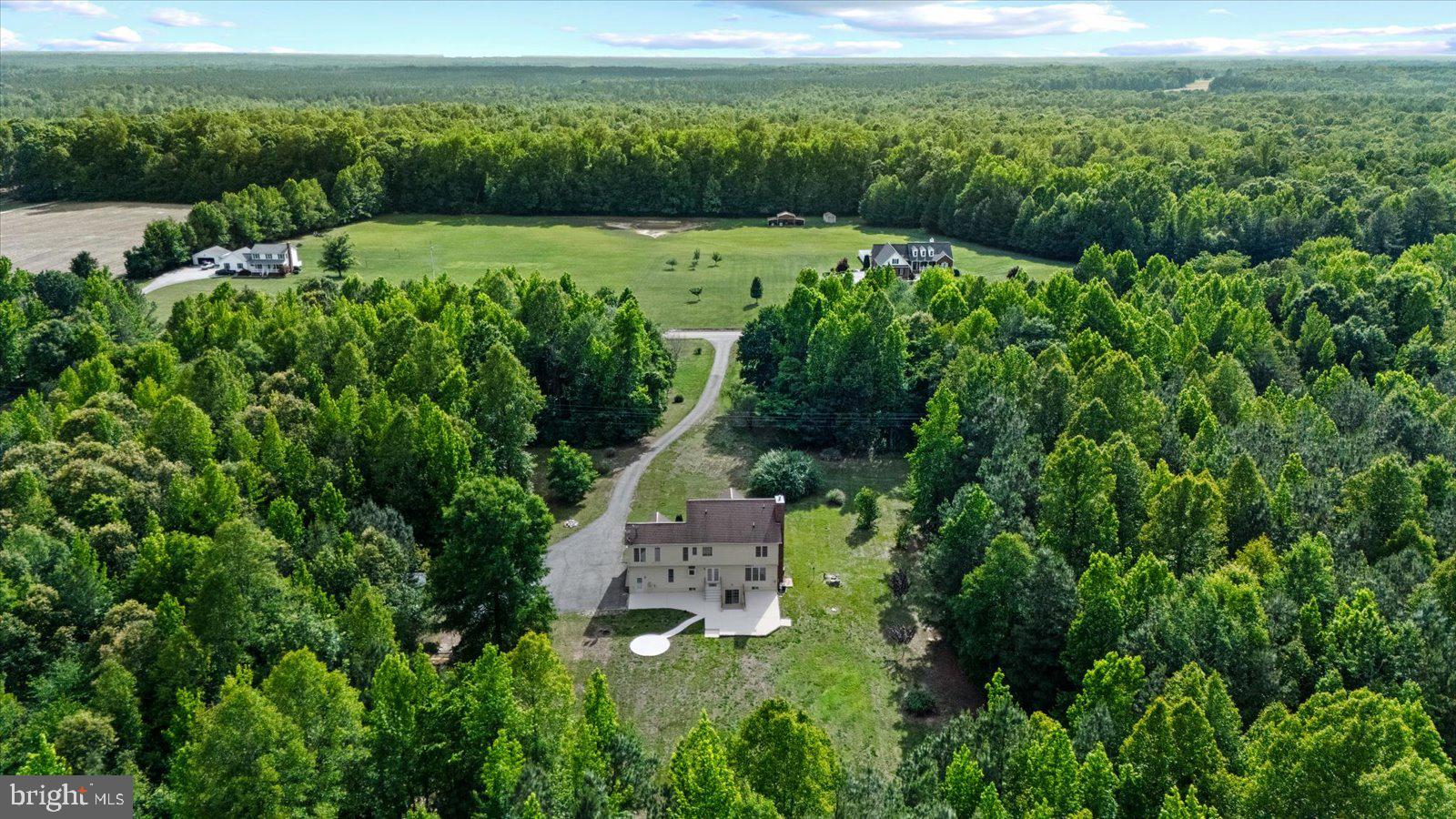 LAKELAND WOODS - Residential