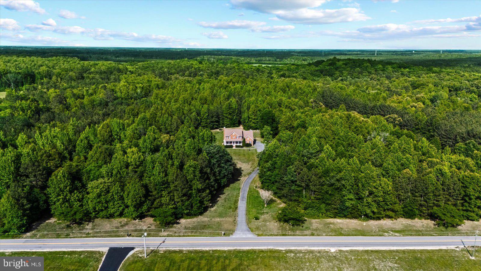 LAKELAND WOODS - Residential