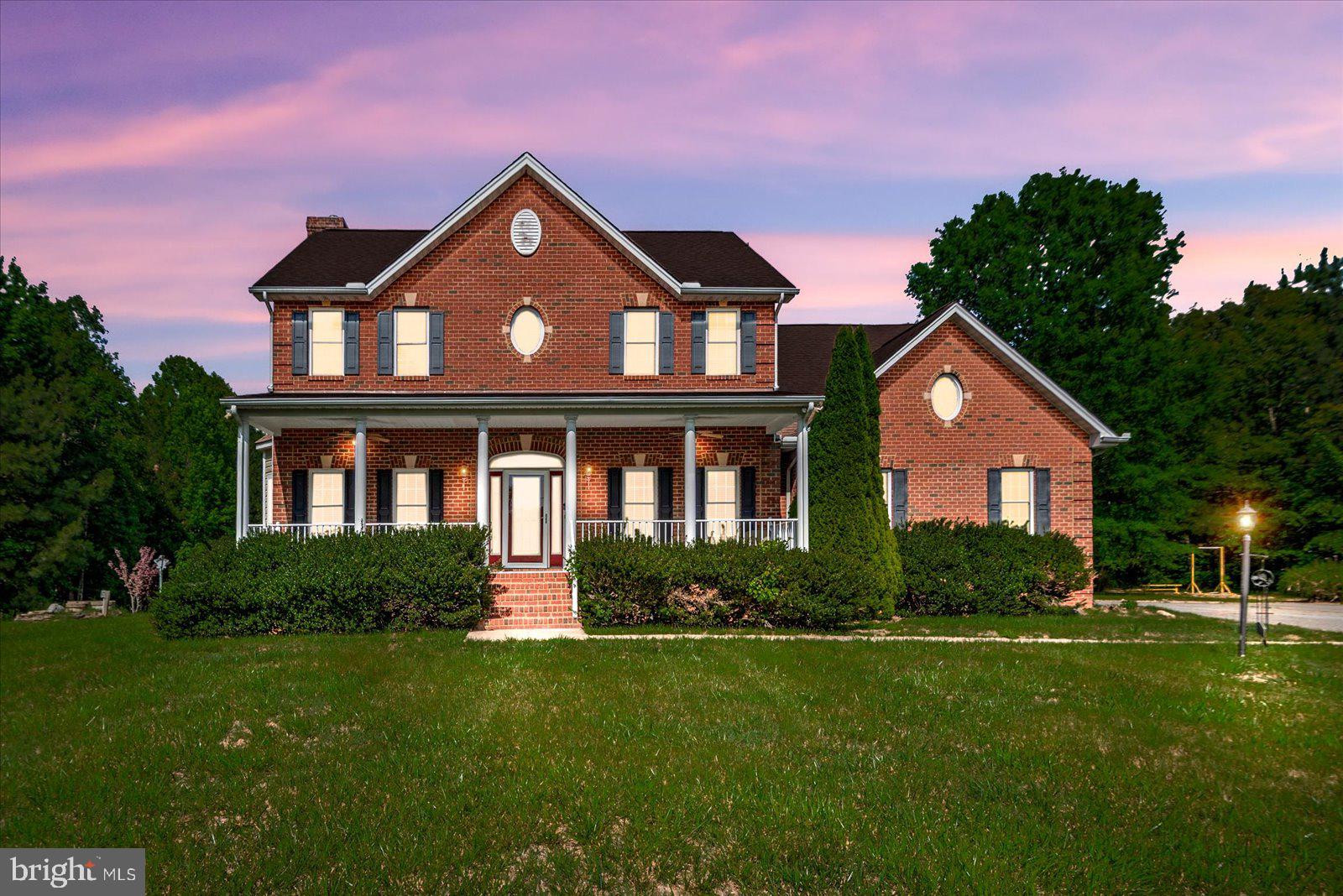 LAKELAND WOODS - Residential