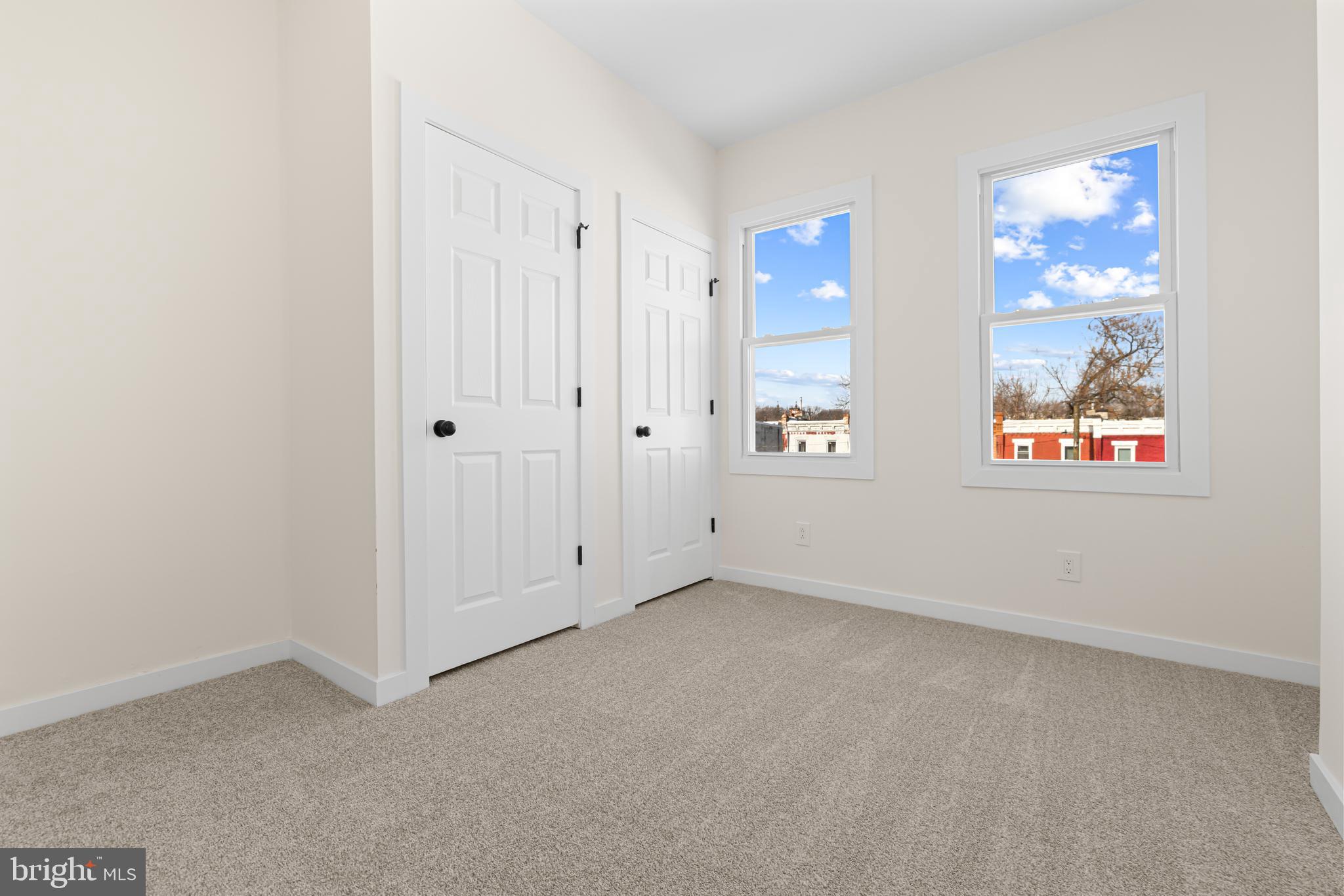 MANTUA - Residential