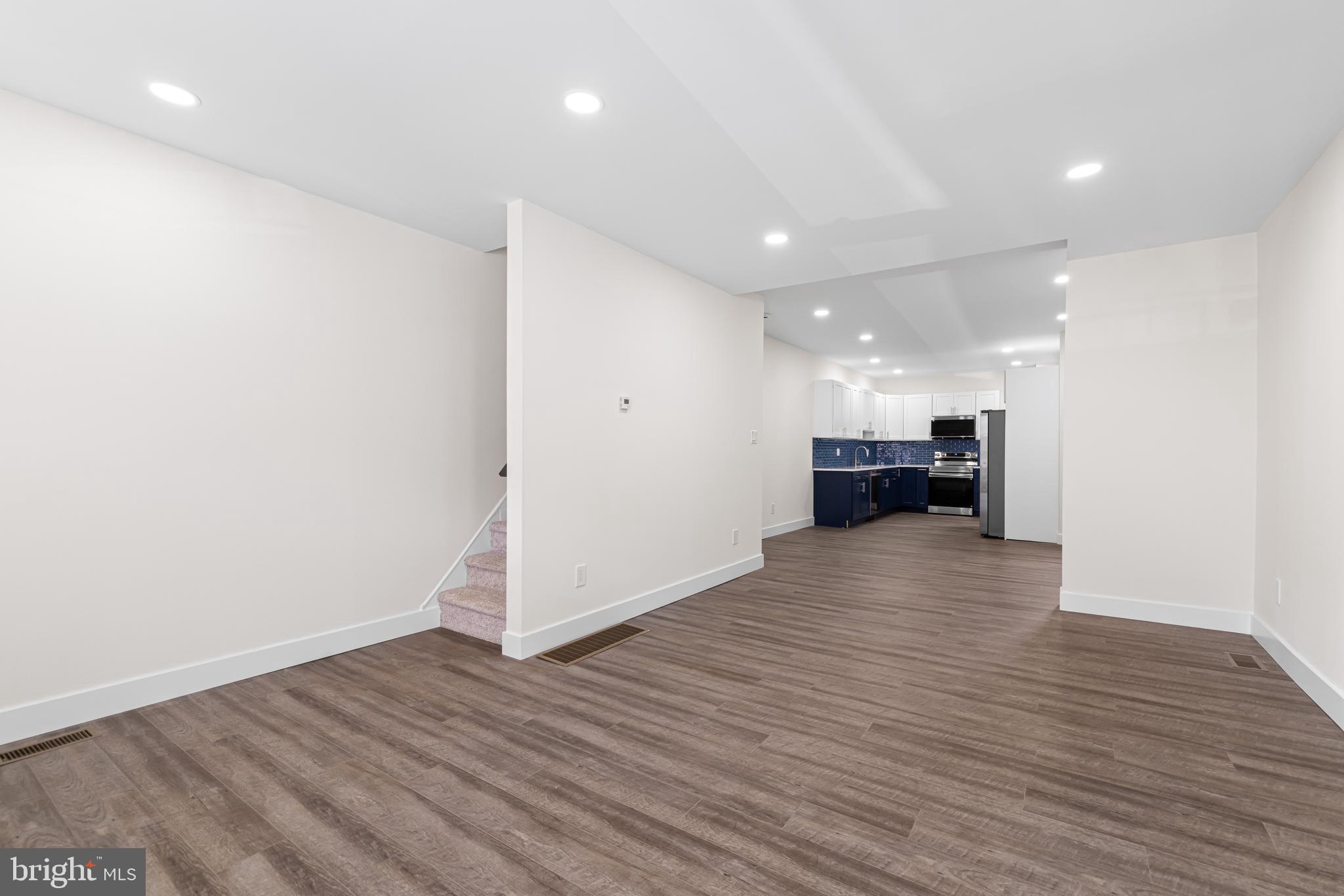 MANTUA - Residential