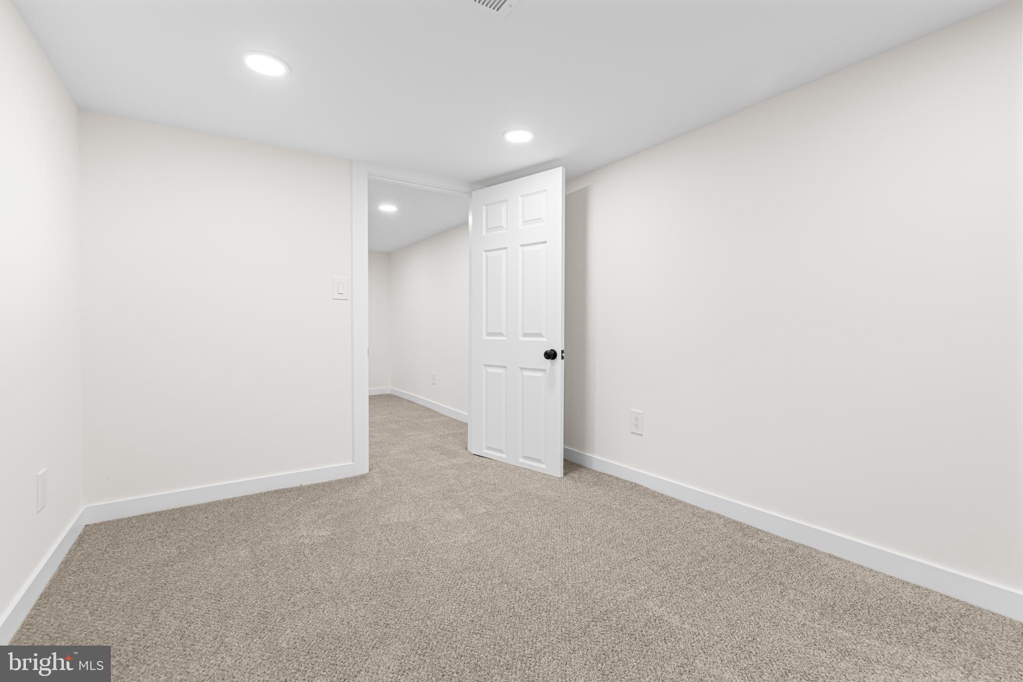MANTUA - Residential