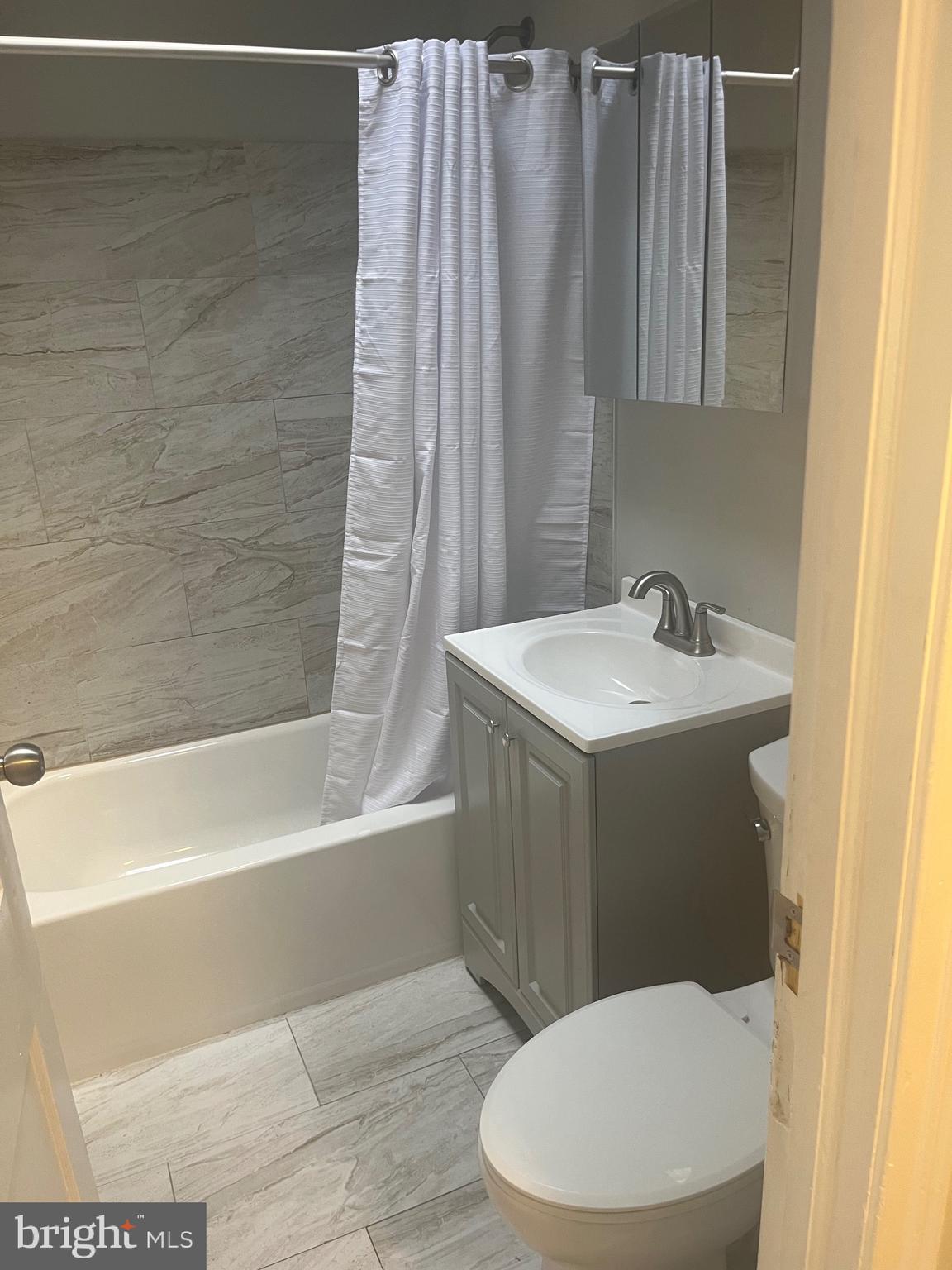 MAYFAIR - Residential