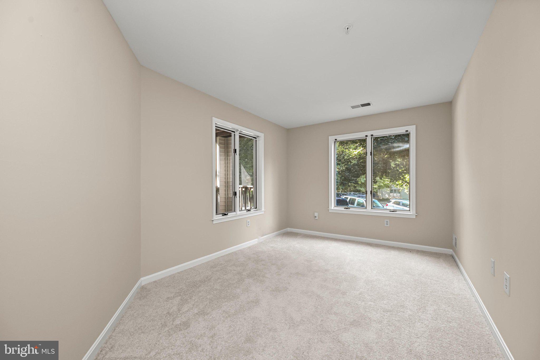 PARRS RIDGE - Residential