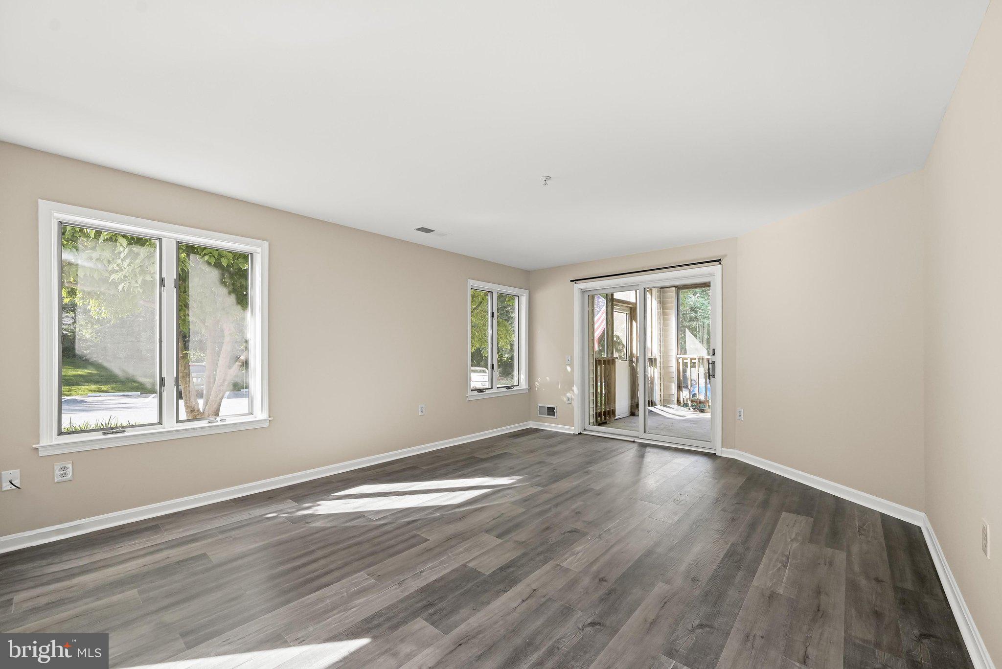 PARRS RIDGE - Residential