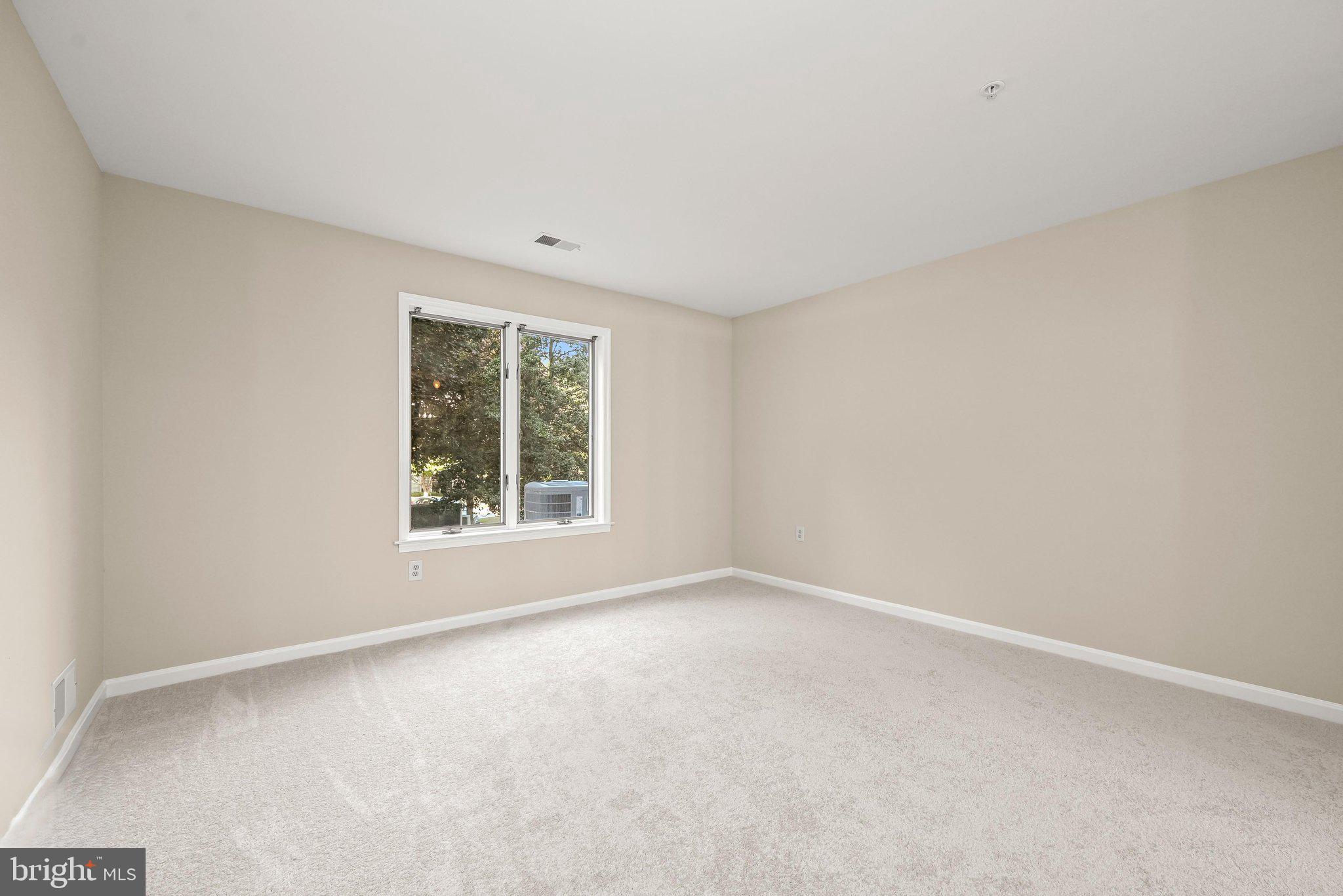 PARRS RIDGE - Residential