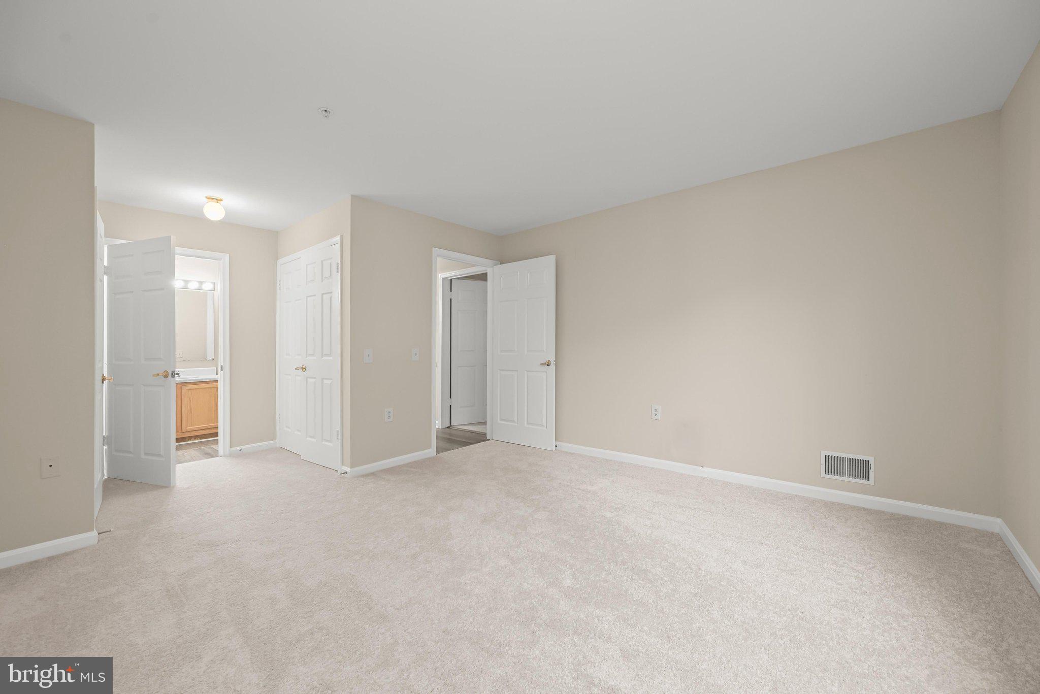 PARRS RIDGE - Residential
