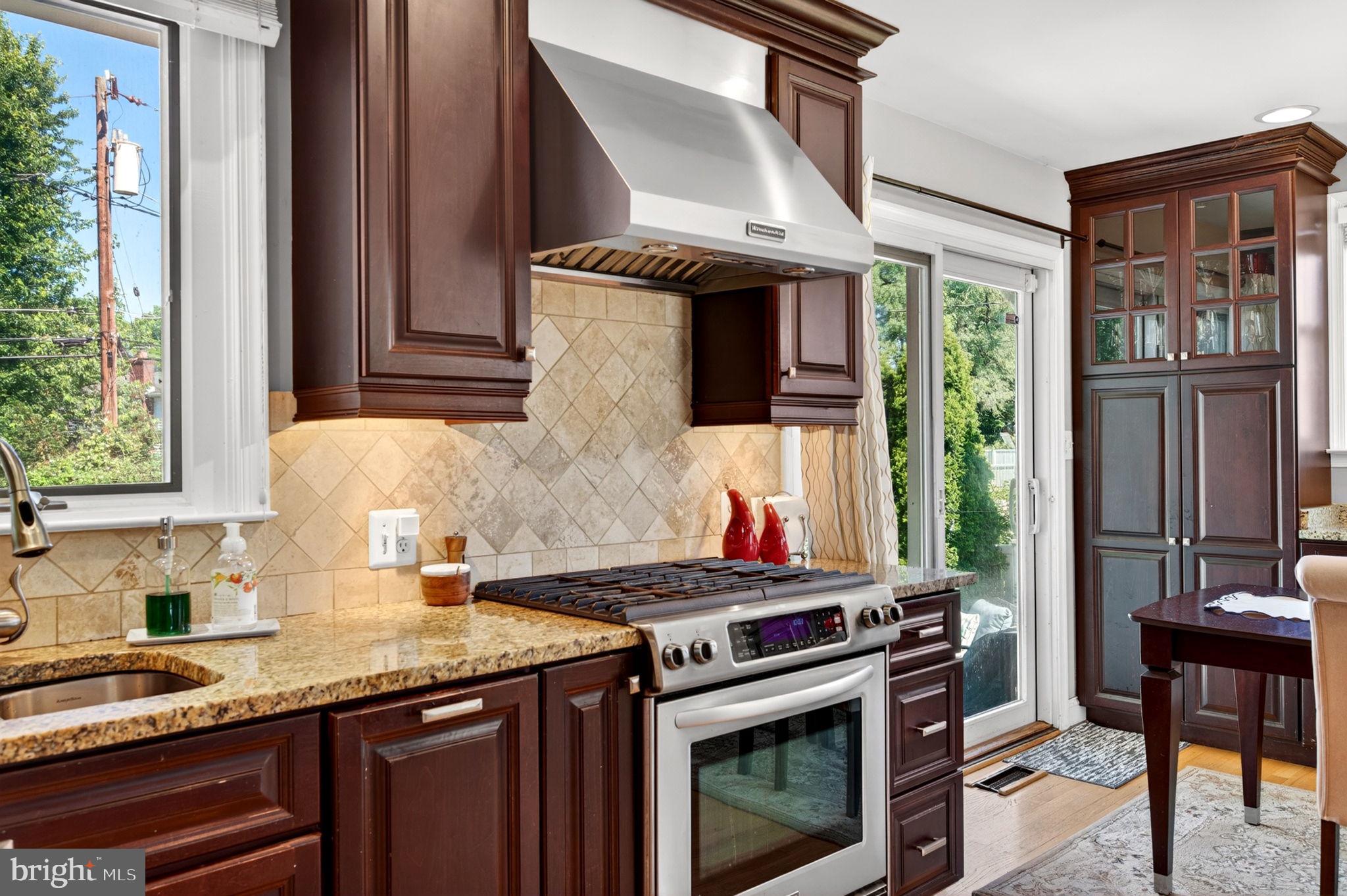 THORNLEIGH - Residential
