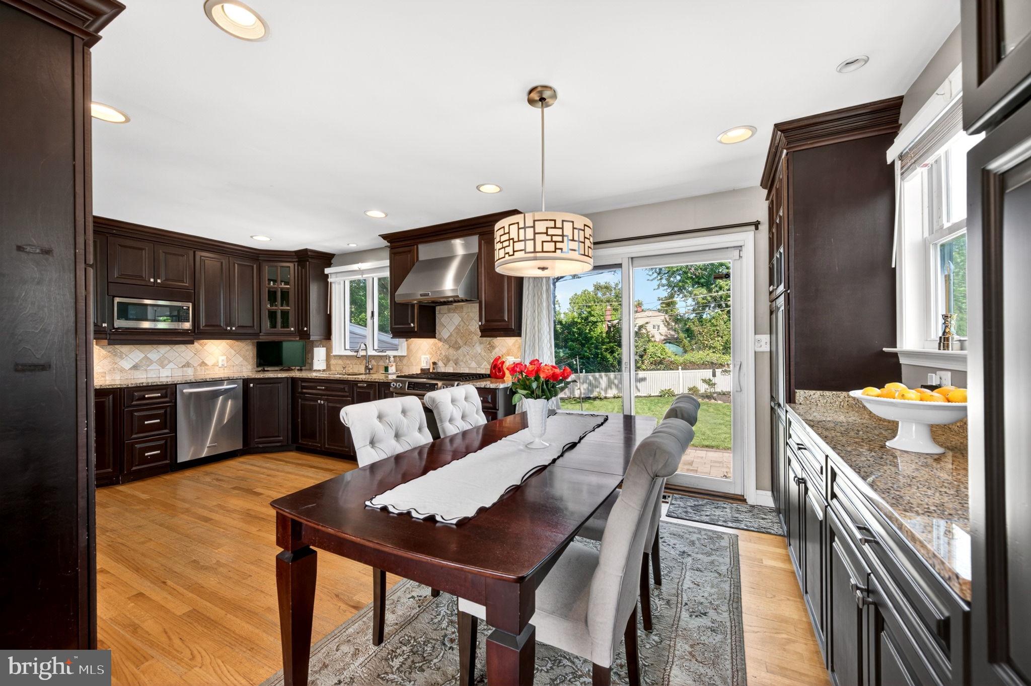 THORNLEIGH - Residential