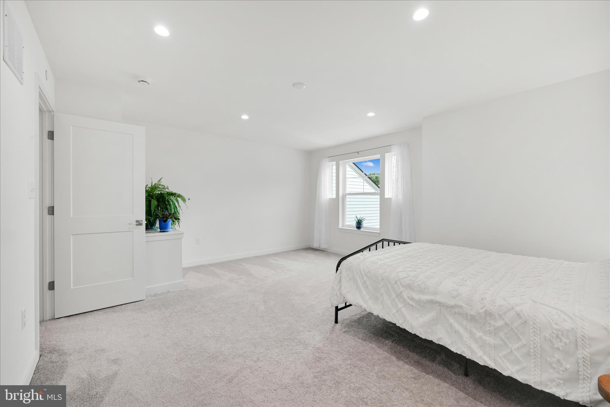 PEREGRINE - Residential