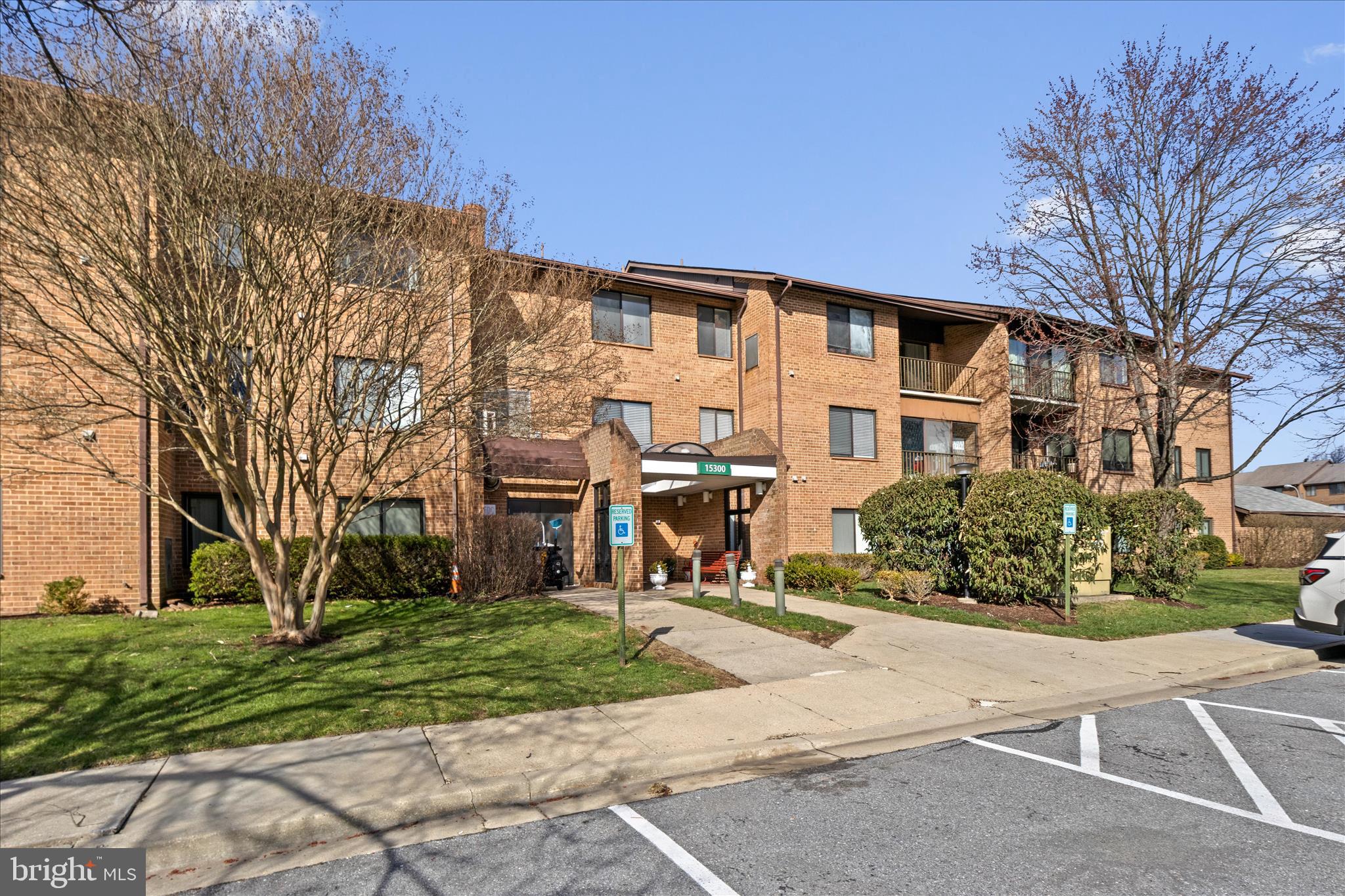 ROSSMOOR MUTUAL #19 - Residential