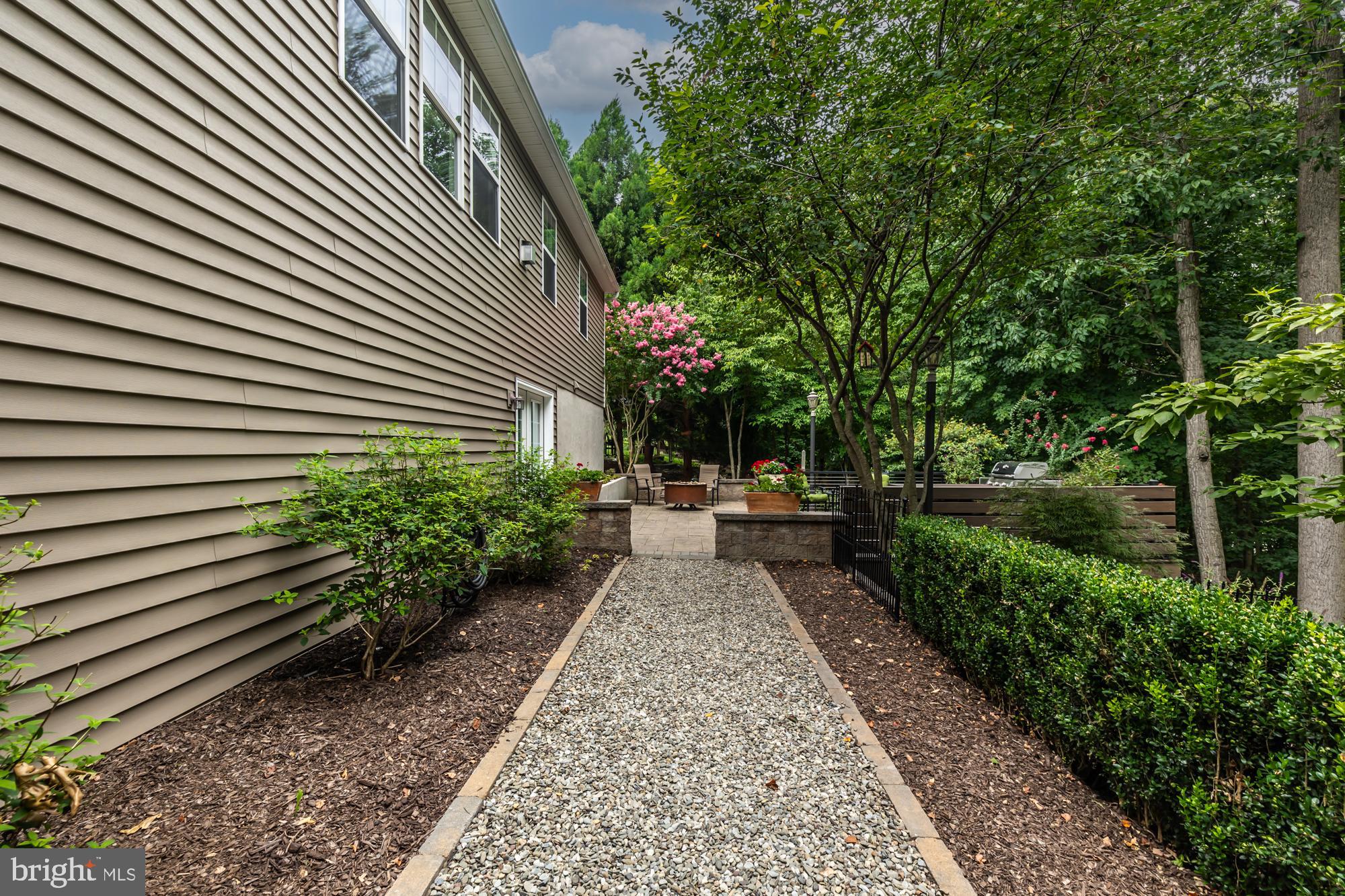 CROSSING AT BAILEY S - Residential