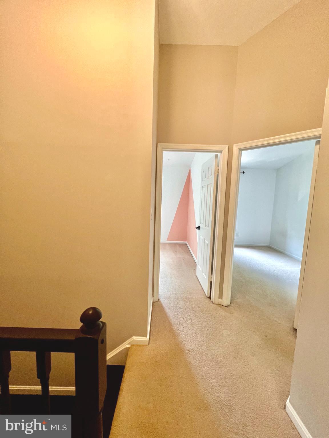 HOLLY POINTE - Residential