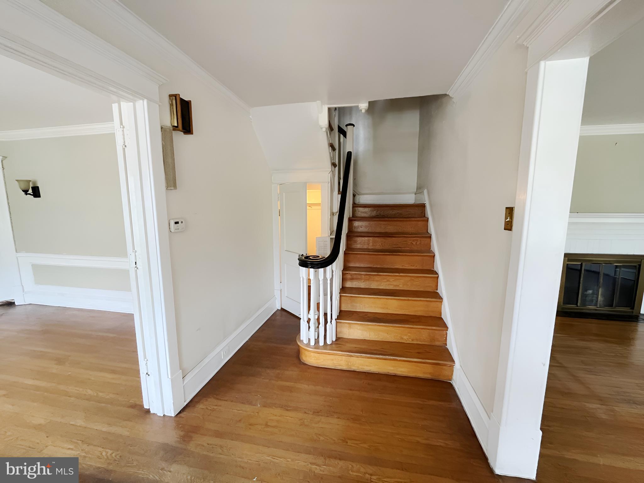 EAST OAK LANE - Residential