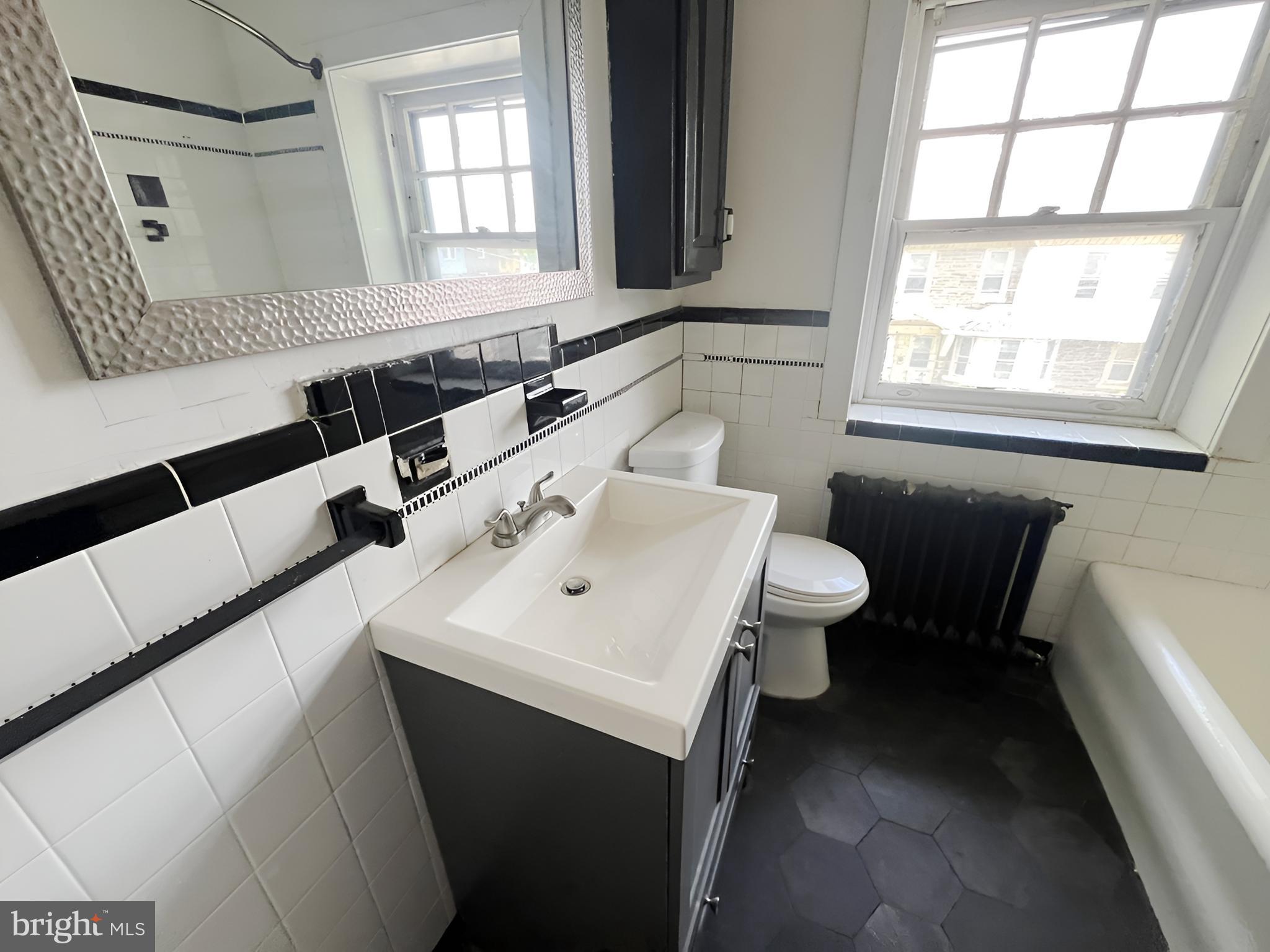 EAST OAK LANE - Residential