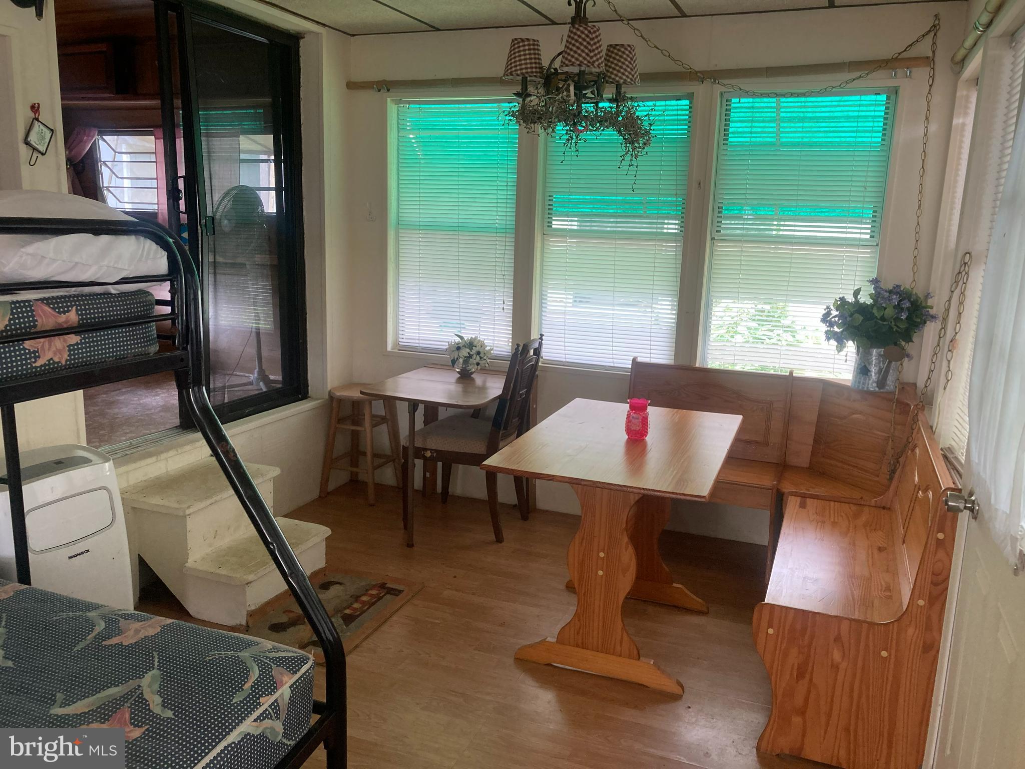 INDIAN ACRES - Residential
