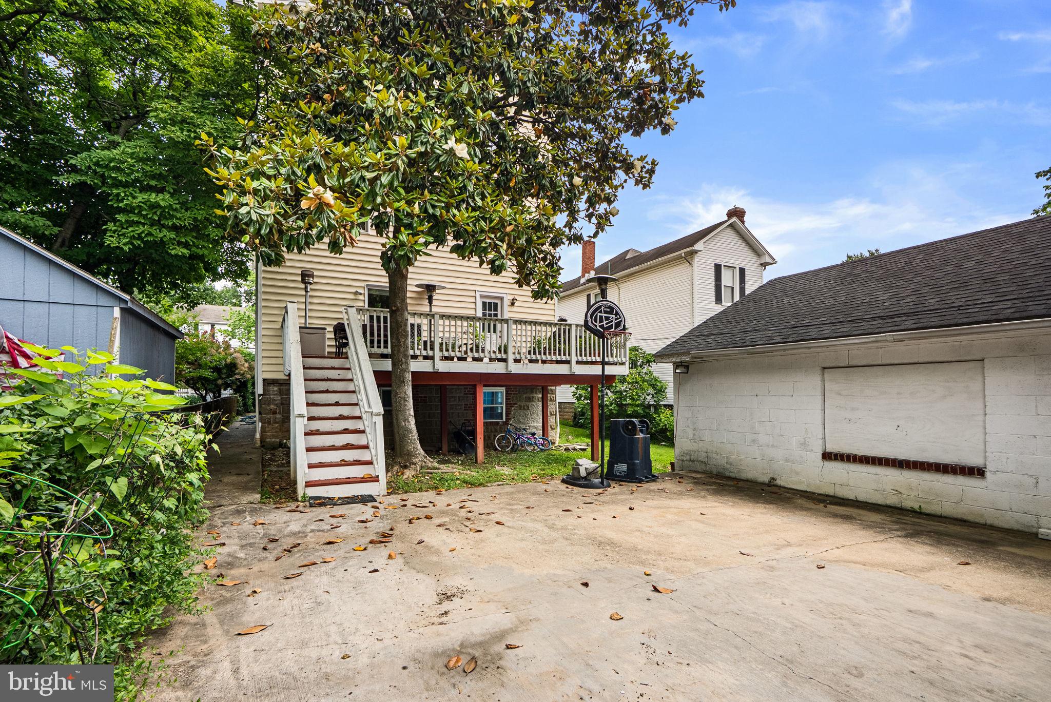 WINES & JOHNSONS 2ND ADD - Residential
