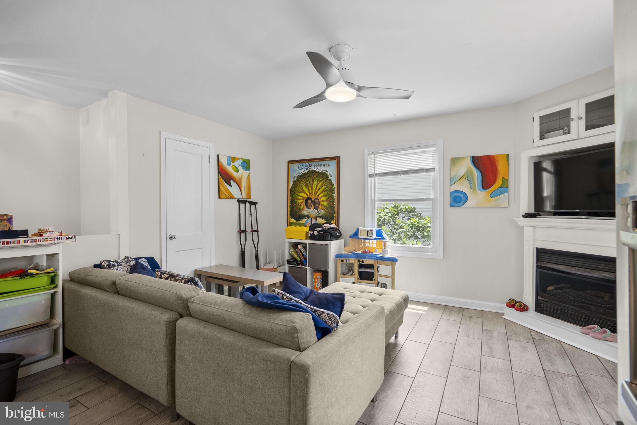 WINES & JOHNSONS 2ND ADD - Residential