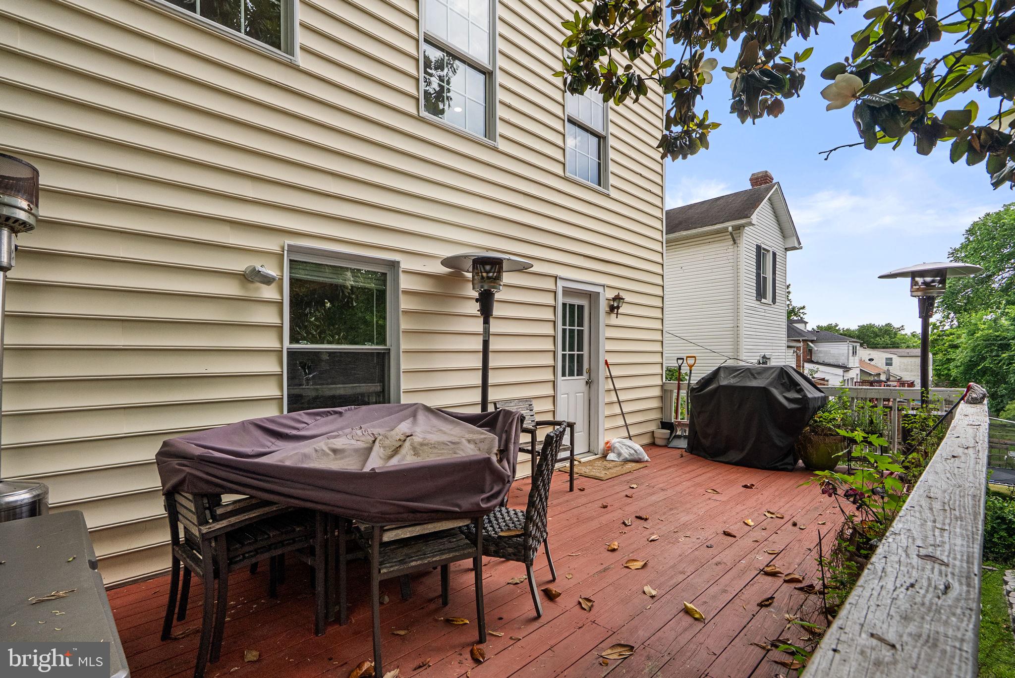 WINES & JOHNSONS 2ND ADD - Residential