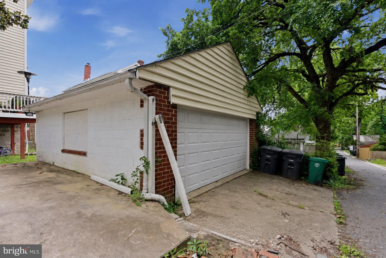 WINES & JOHNSONS 2ND ADD - Residential