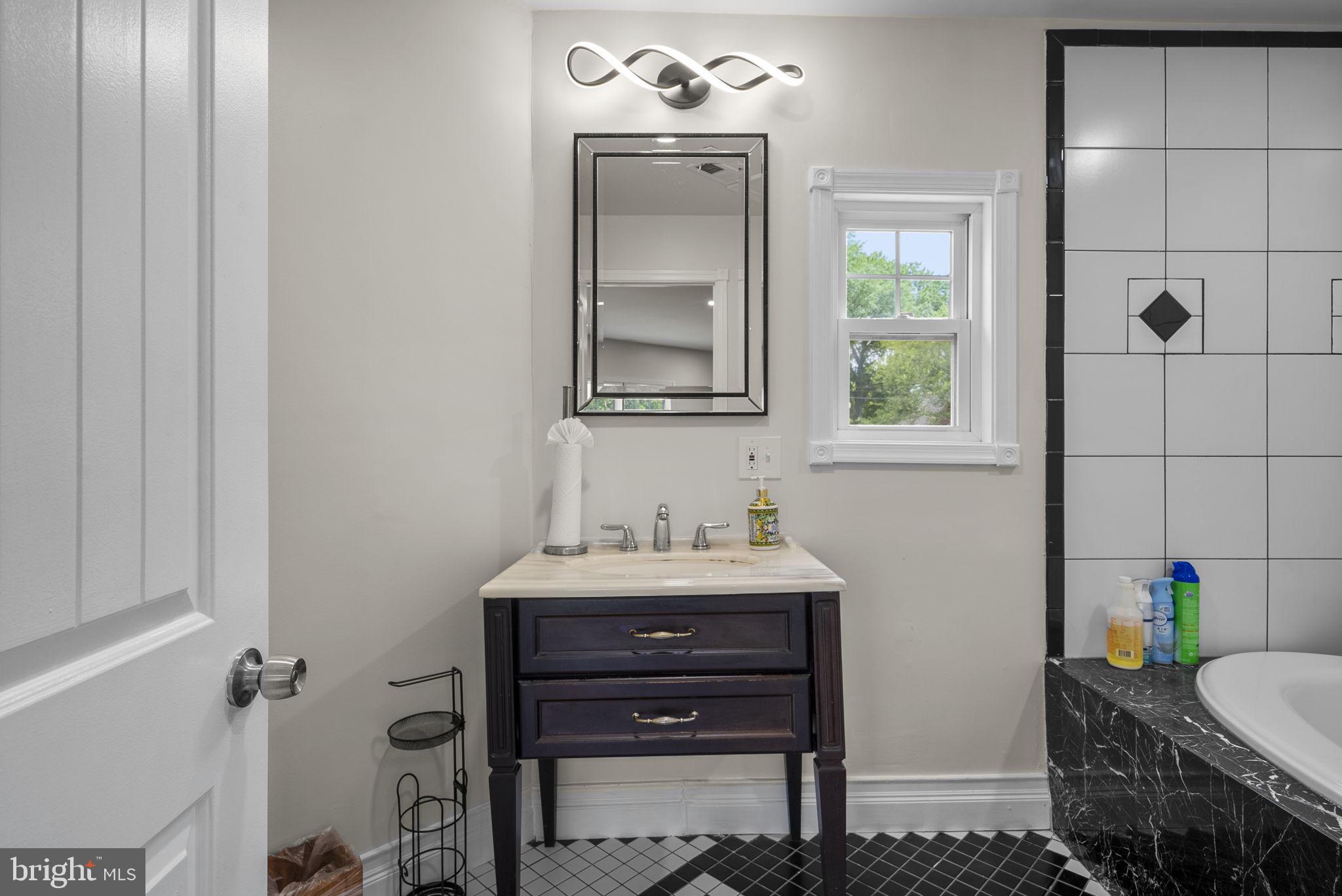 WINES & JOHNSONS 2ND ADD - Residential