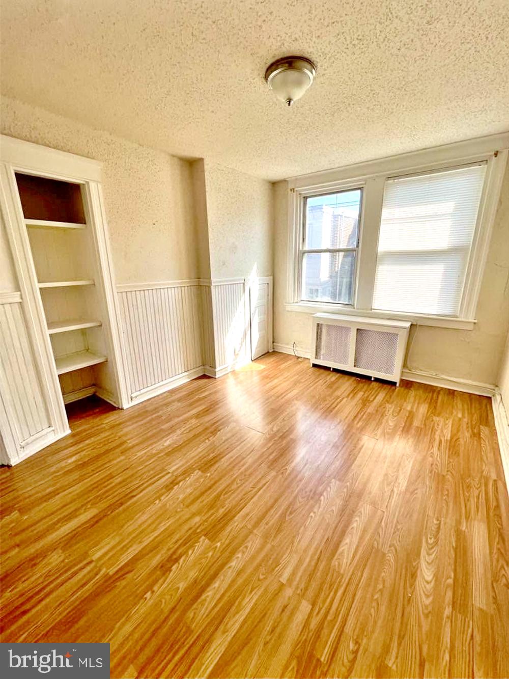 PHILADELPHIA (NORTHEAST) - Residential