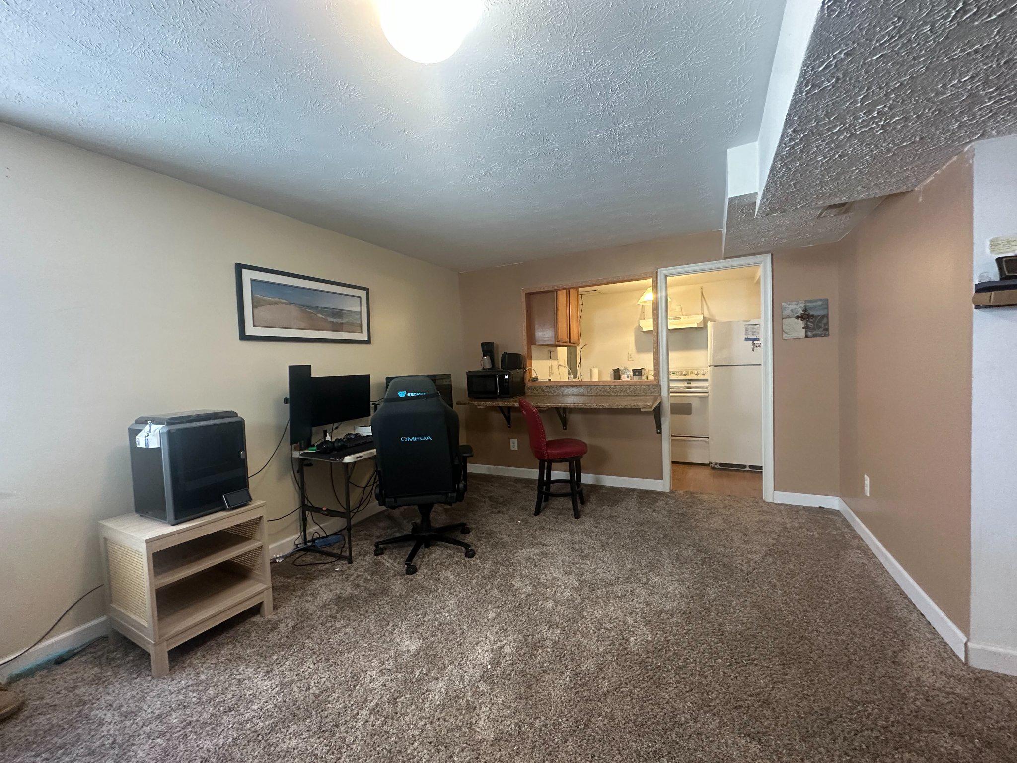 BOMBAY WOODS - Residential