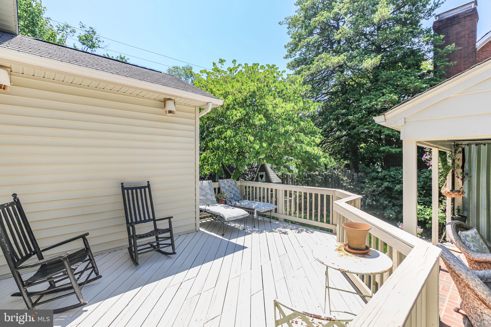 COLLEGE HEIGHTS - Residential