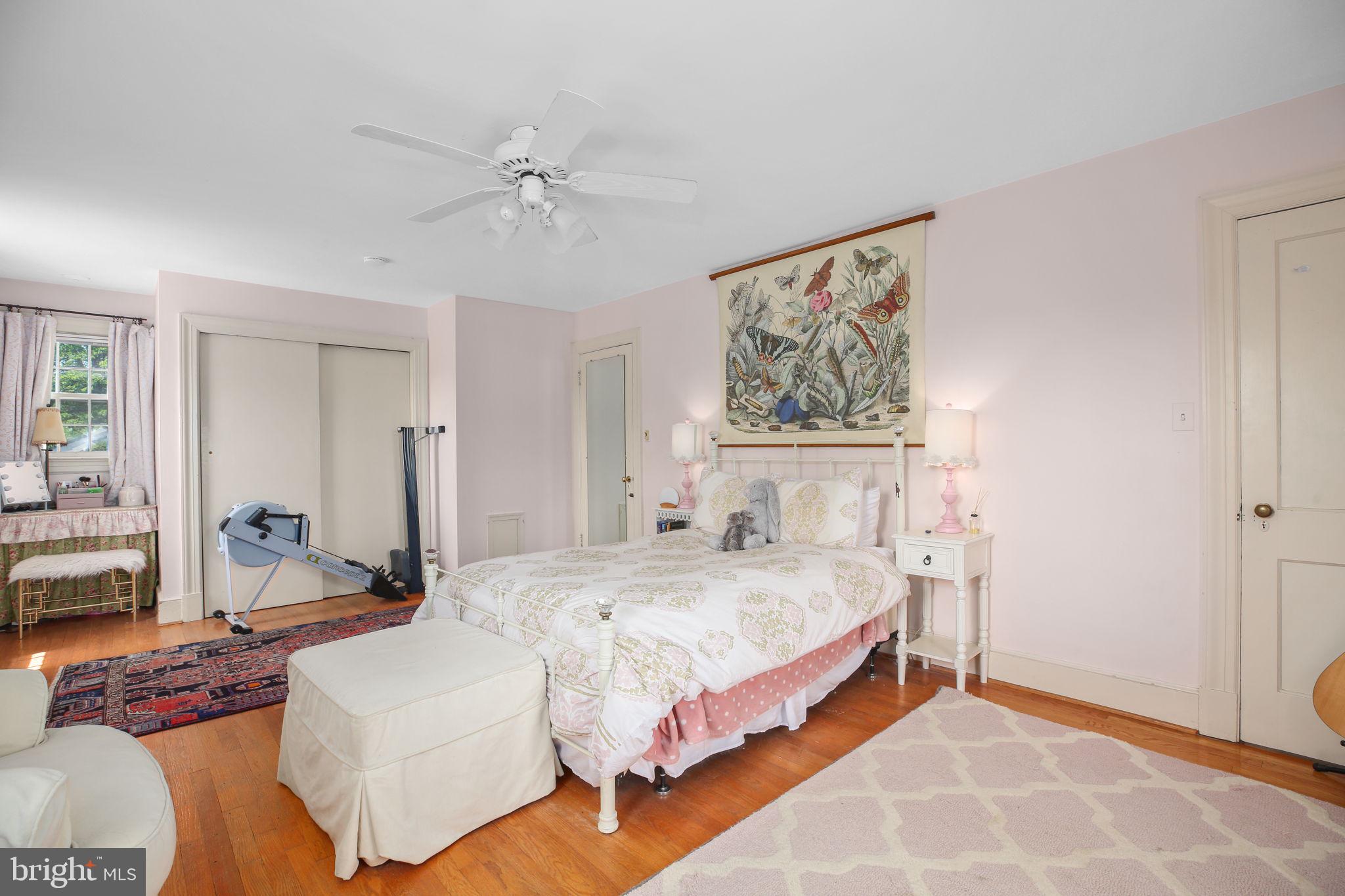 COLLEGE HEIGHTS - Residential