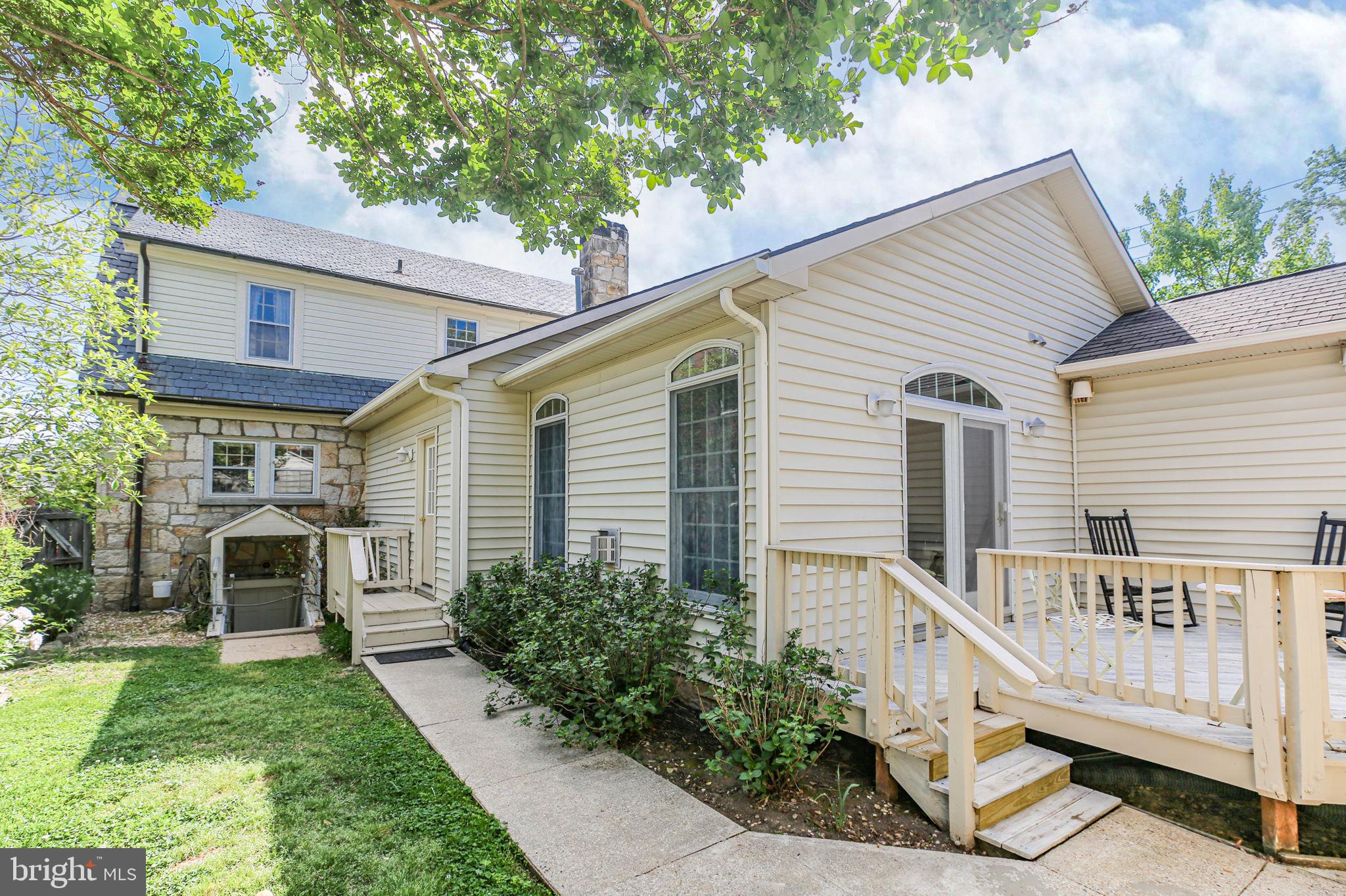 COLLEGE HEIGHTS - Residential