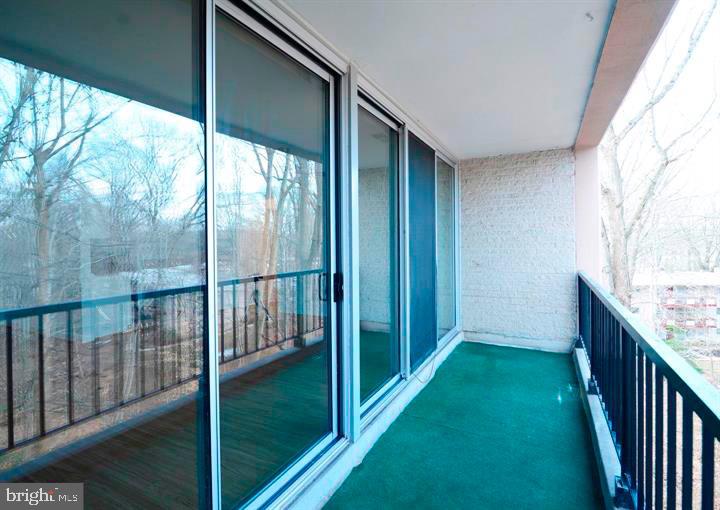 IVYMOUNT COURT - Residential