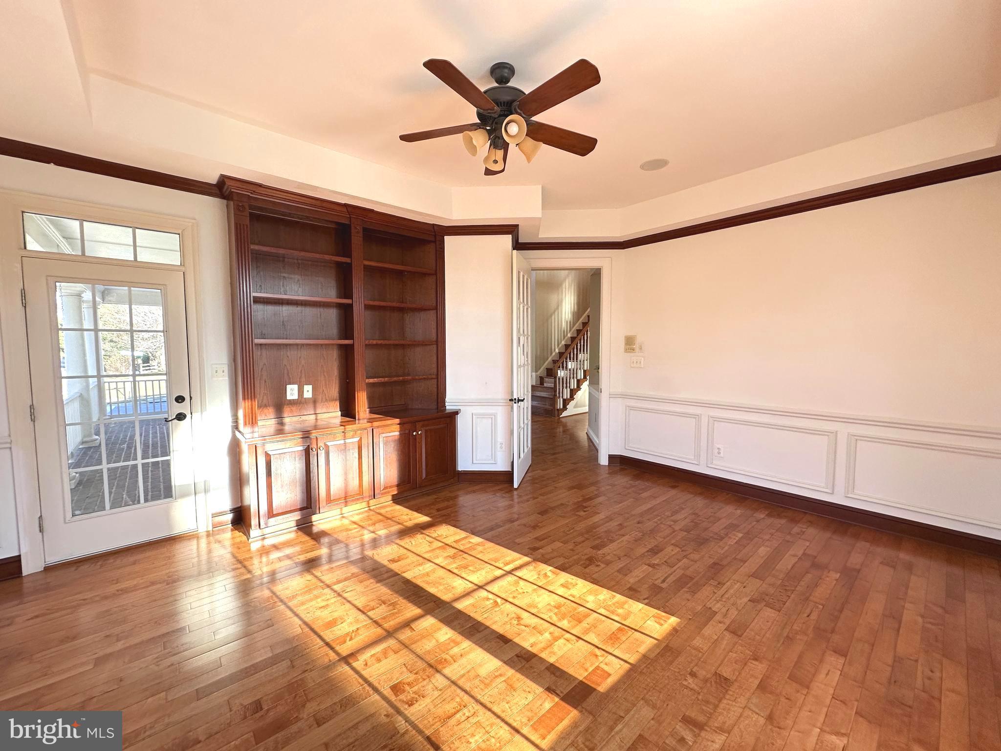 WINDSOR KNOLLS - Residential
