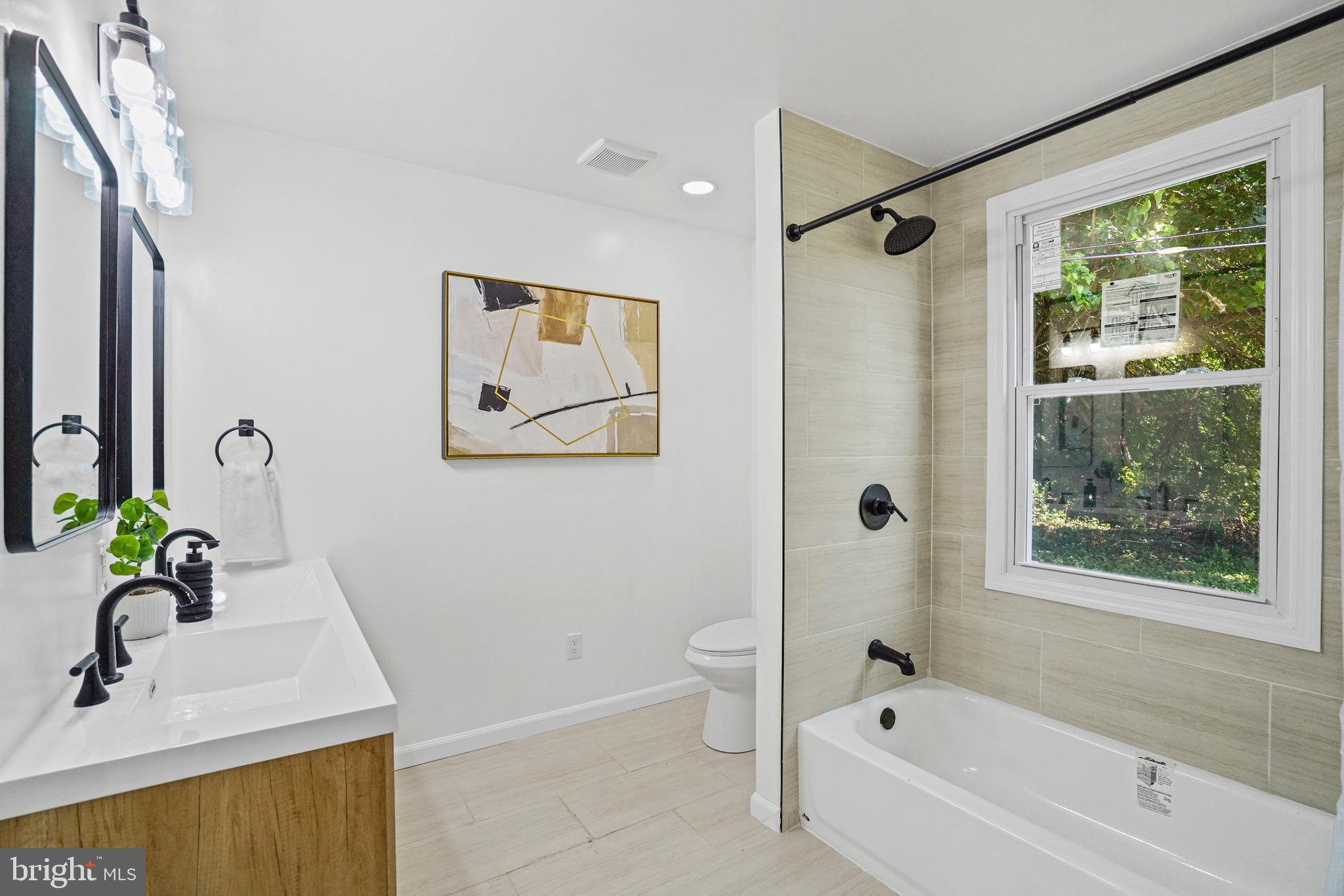 WATERSEDGE - Residential