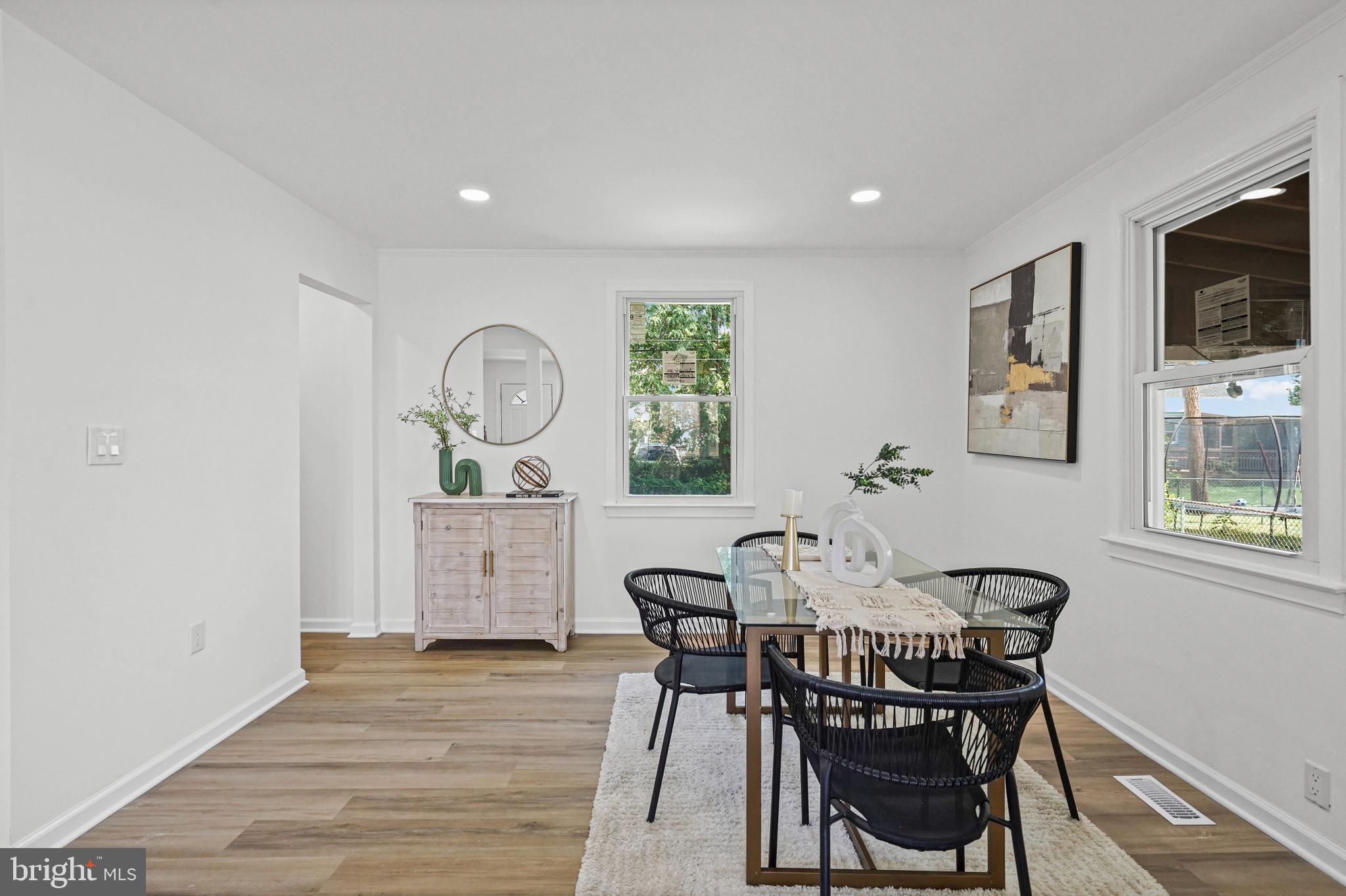 WATERSEDGE - Residential