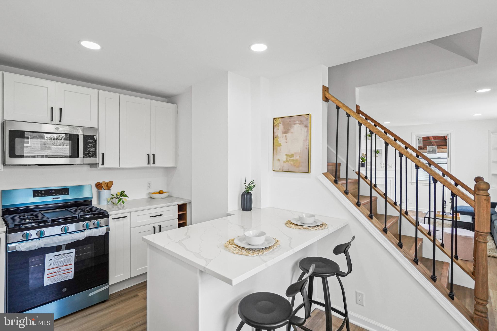 WATERSEDGE - Residential
