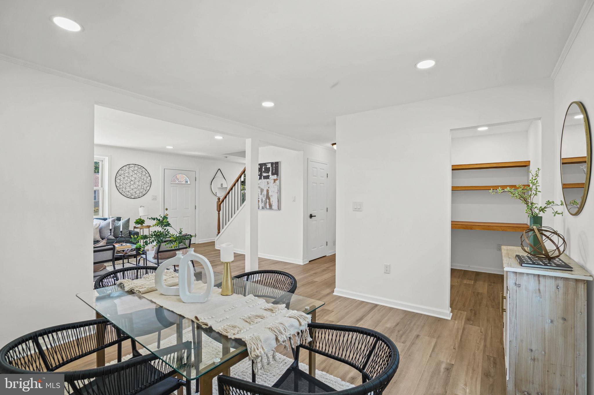 WATERSEDGE - Residential