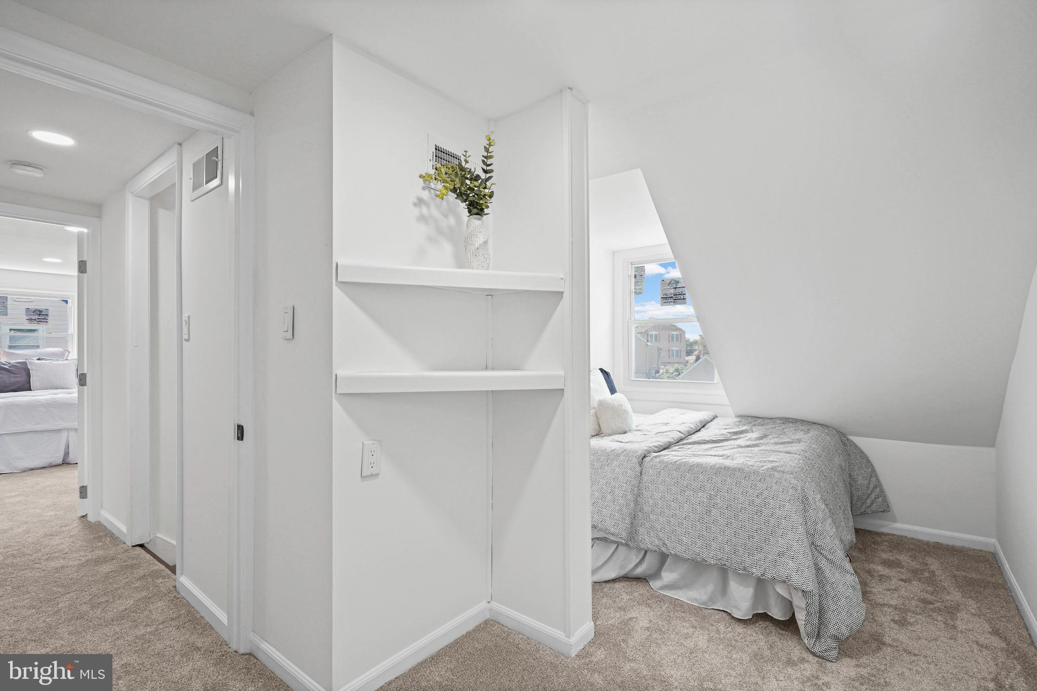 WATERSEDGE - Residential