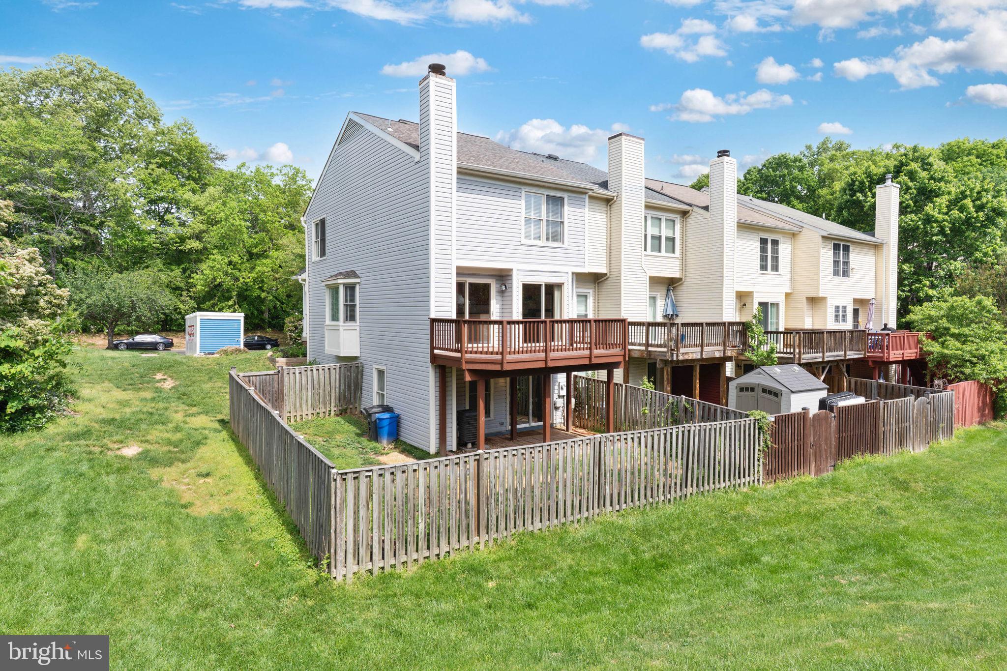 LAKE RIDGE - MOHICAN - Residential Lease