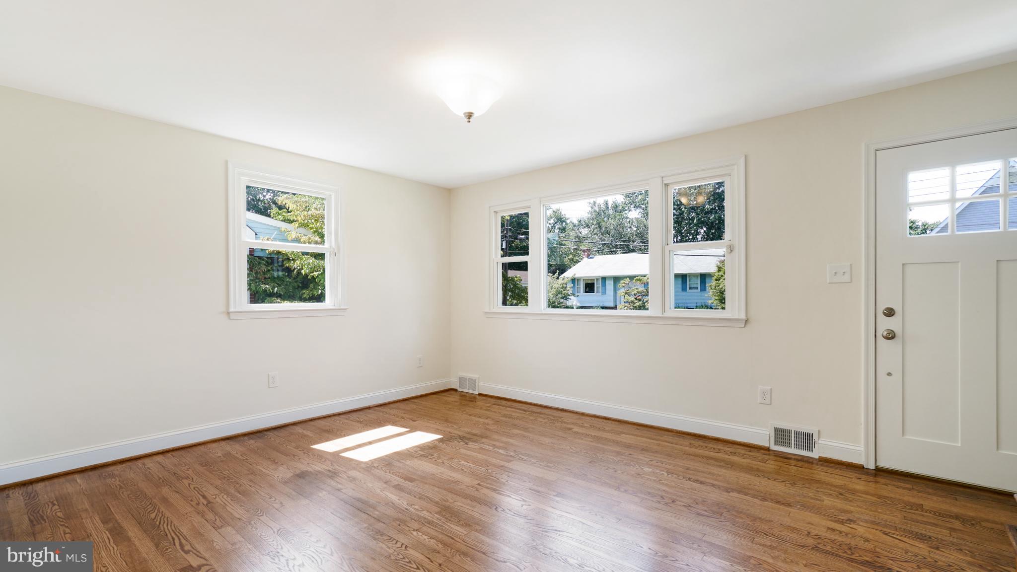 RIVIERA BEACH - Residential