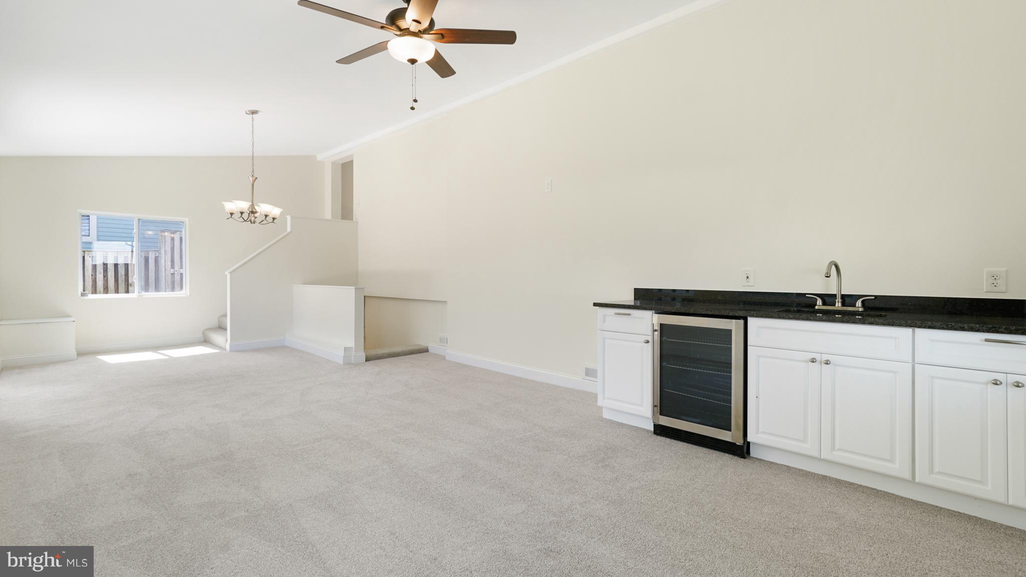 RIVIERA BEACH - Residential