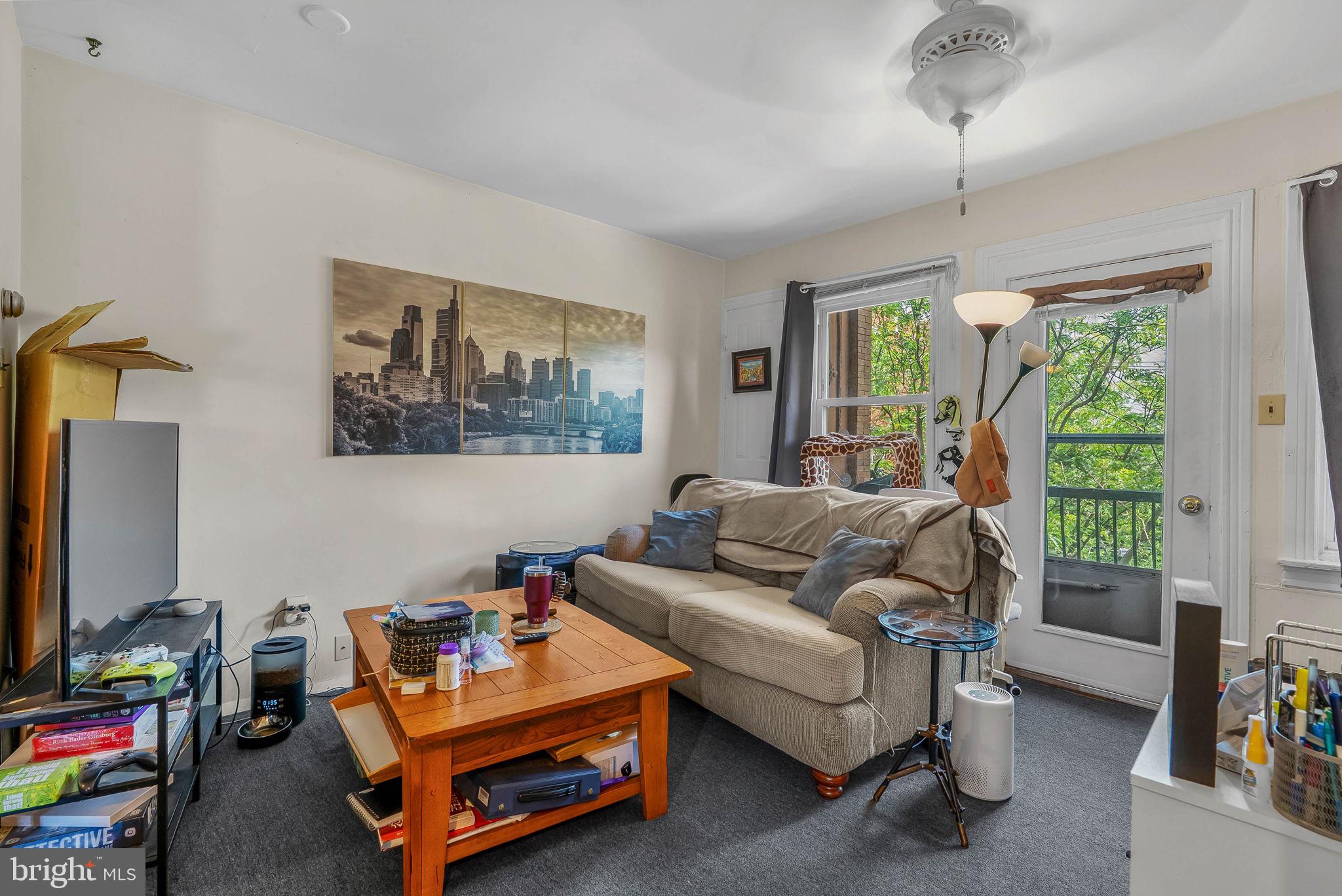 FAIRMOUNT - Residential Income
