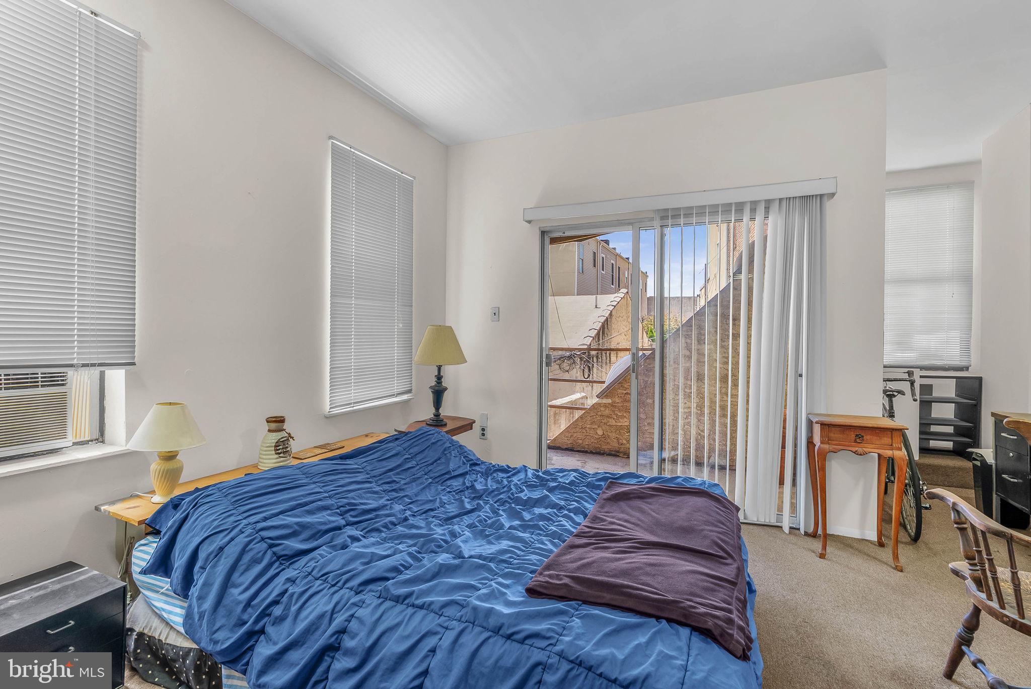 FAIRMOUNT - Residential Income