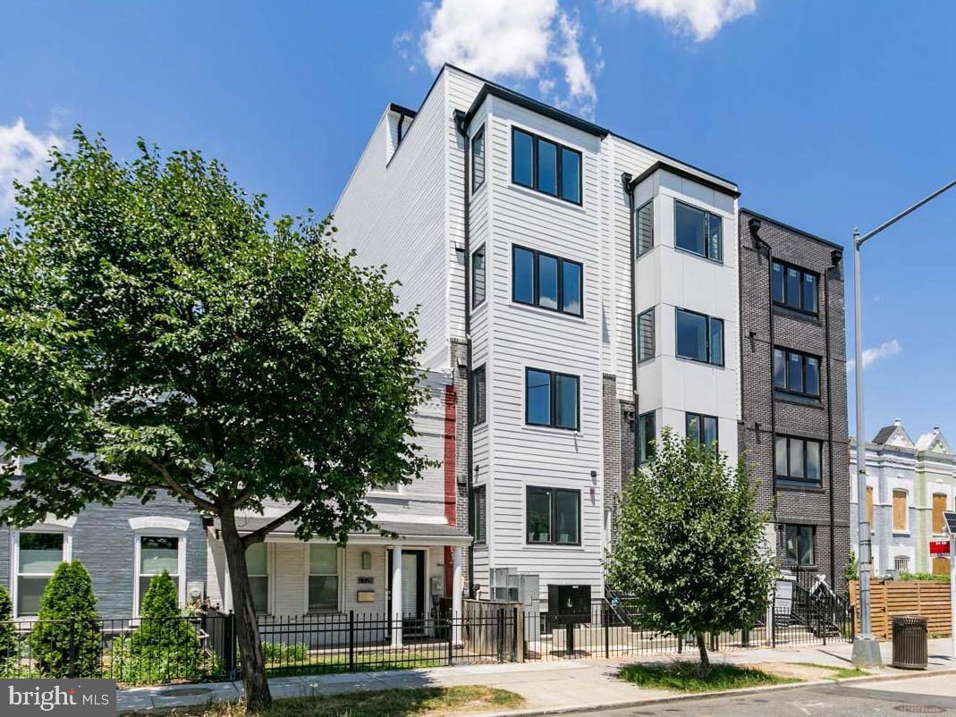 TRINIDAD - Residential Lease