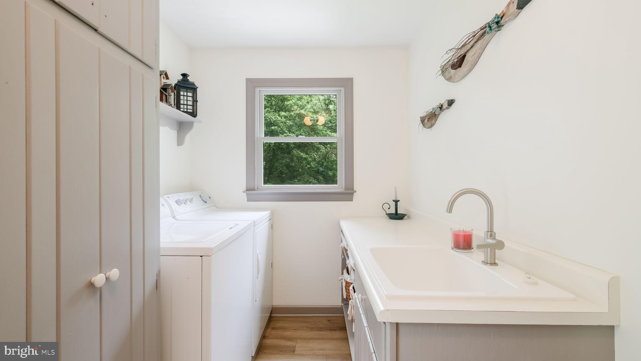 HAWK RIDGE - Residential