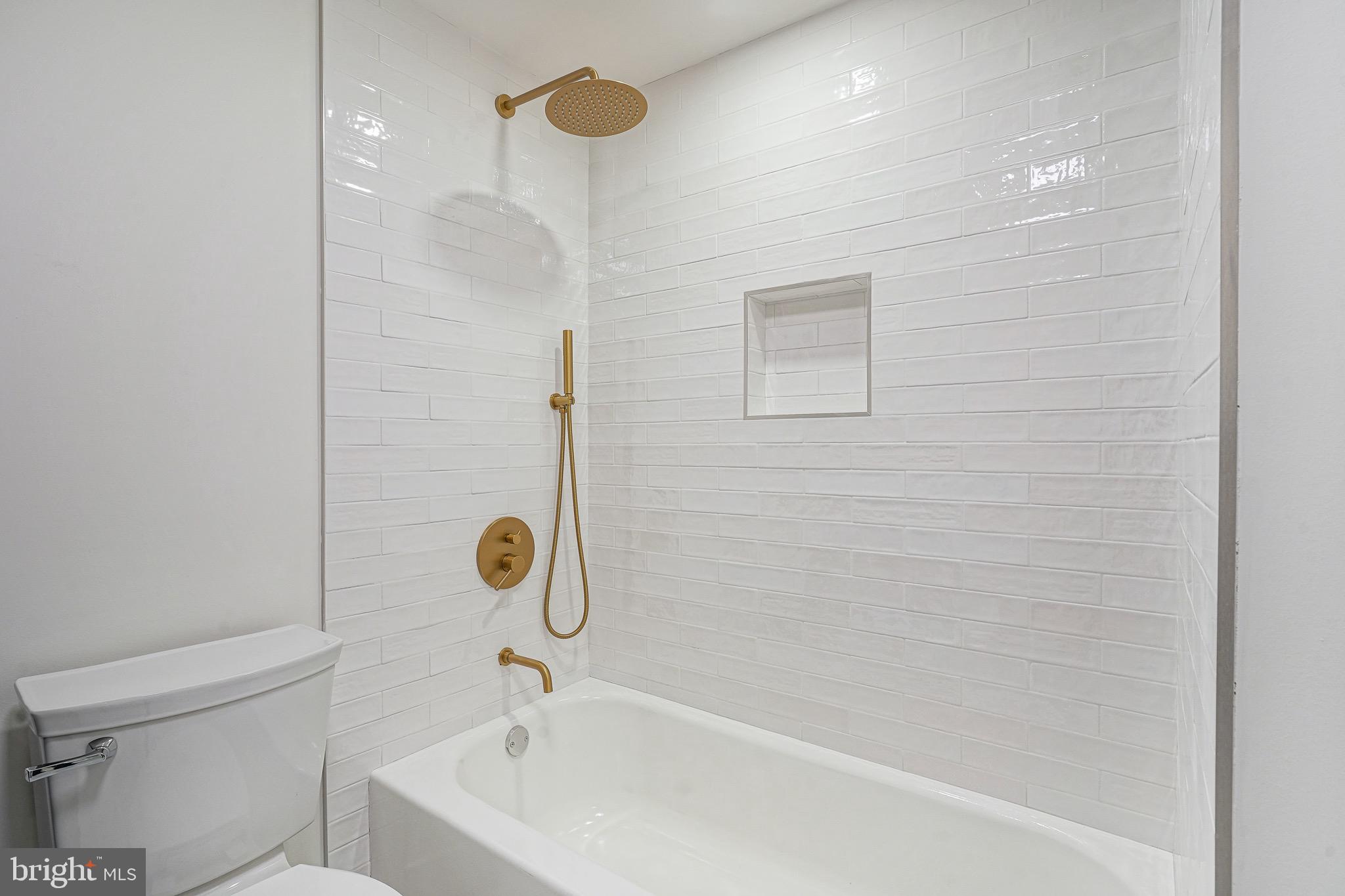 PASSYUNK SQUARE - Residential