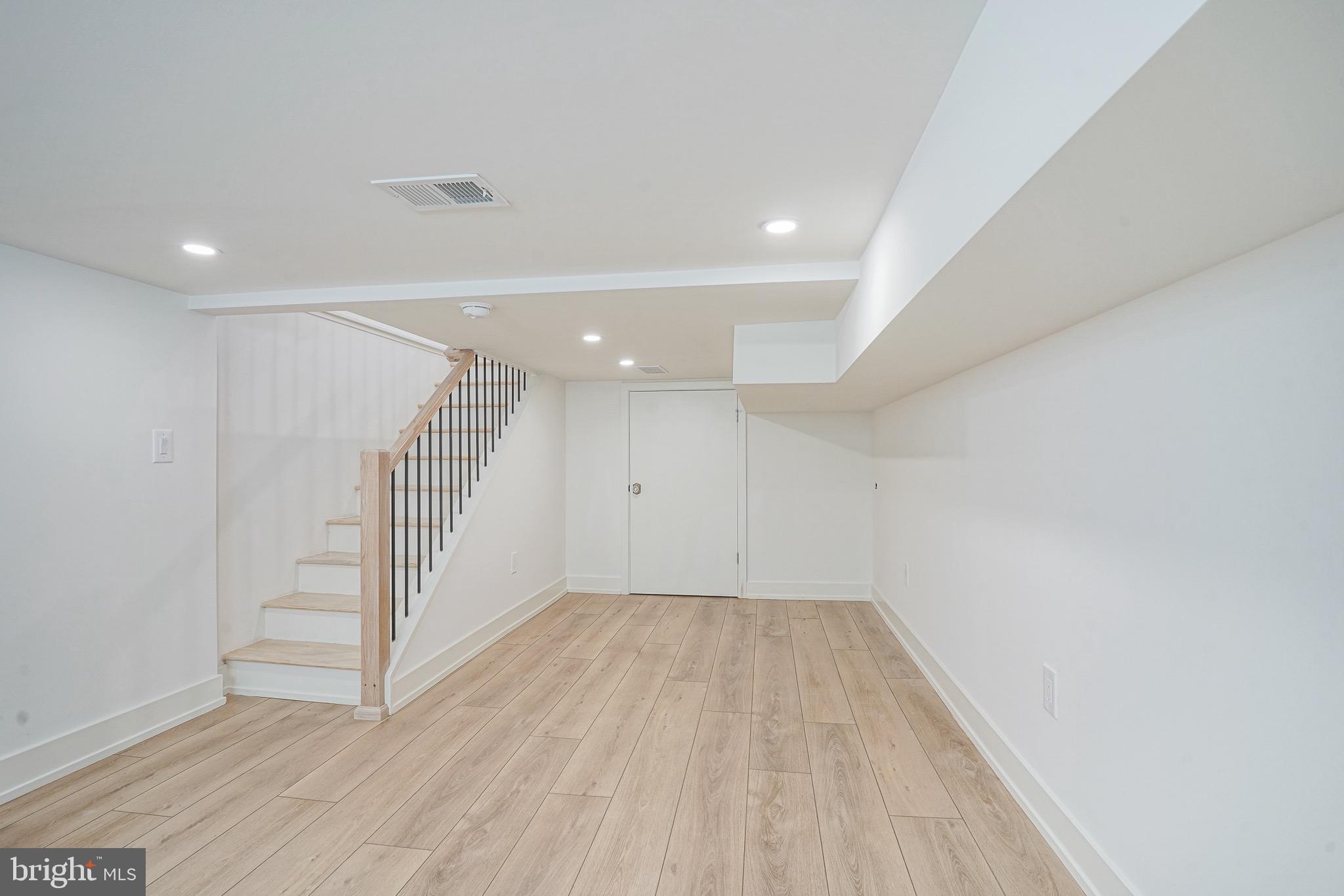 PASSYUNK SQUARE - Residential